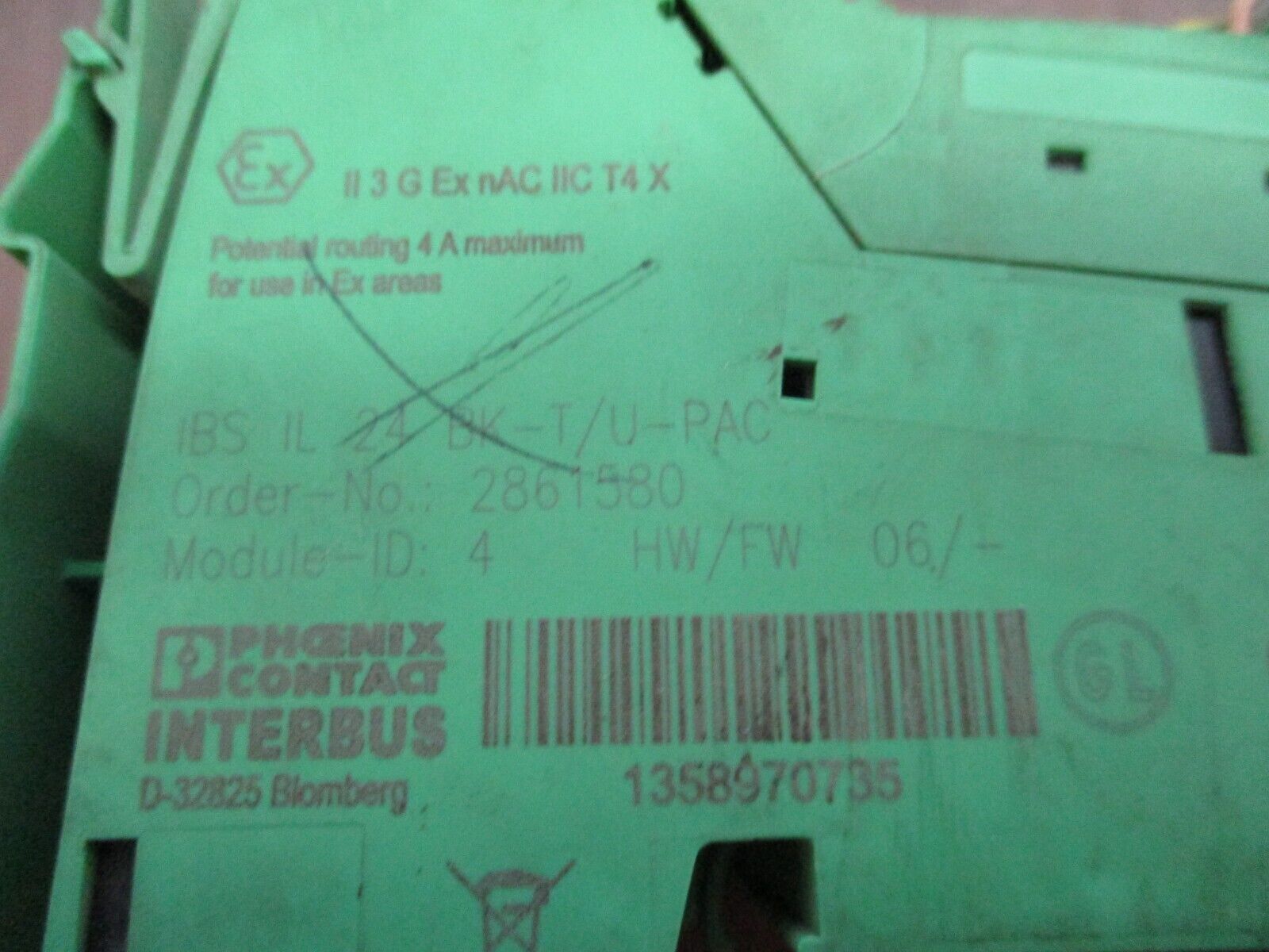 Phoenix Contact IBS IL24 BK-T/U-PAC Interbus Coupler 22861580 HW: 06 Used