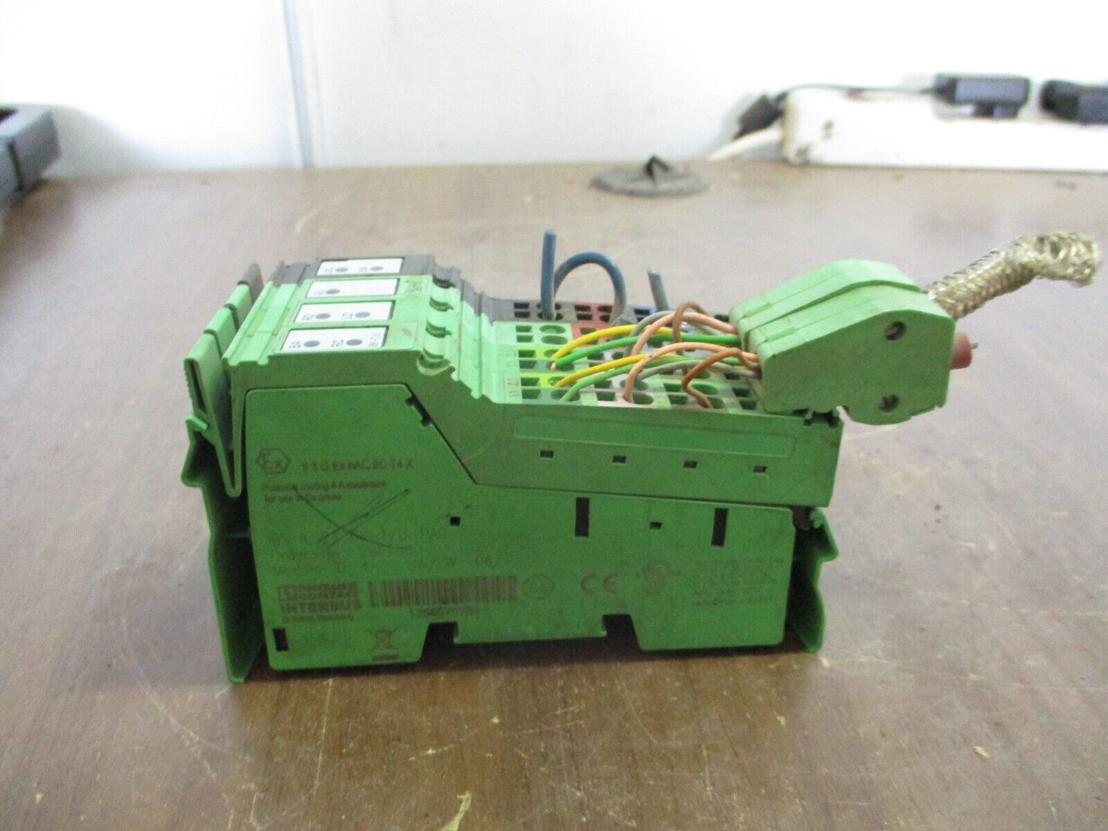 Phoenix Contact IBS IL24 BK-T/U-PAC Interbus Coupler 22861580 HW: 06 Used