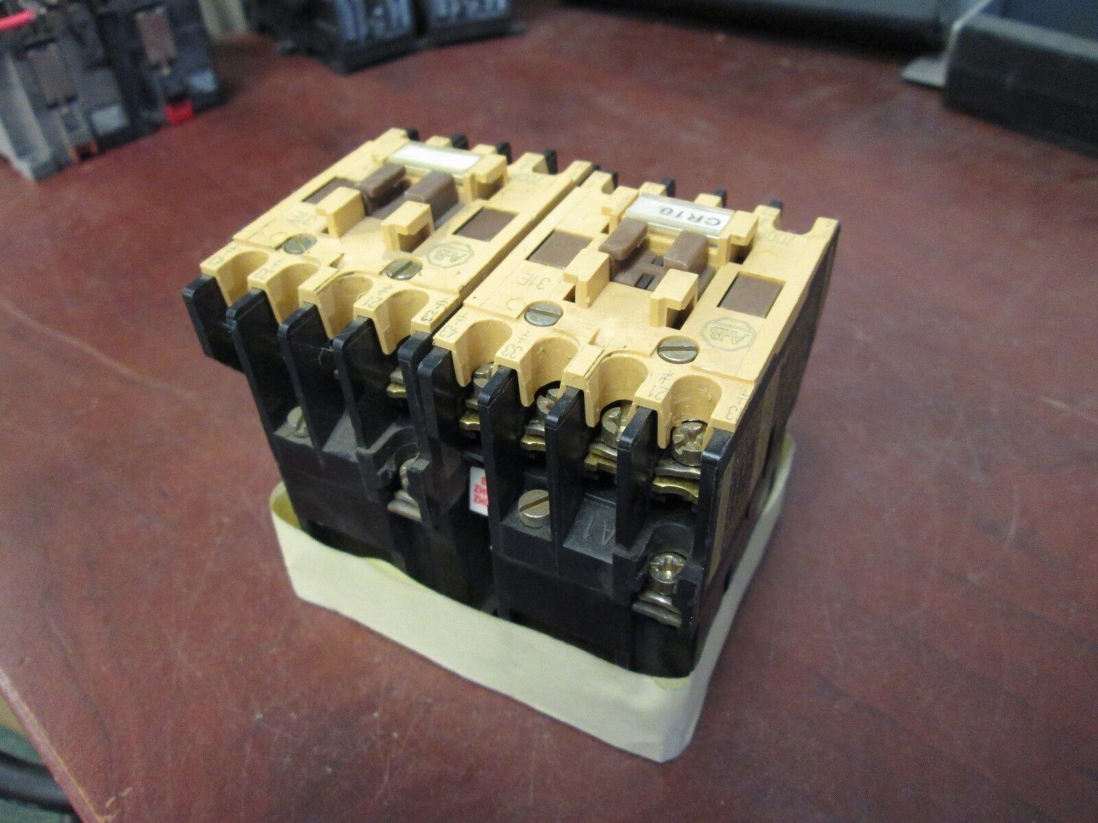 Allen-Bradley Contactor 700-F310A1 120V Coil *Lot of 2* Used