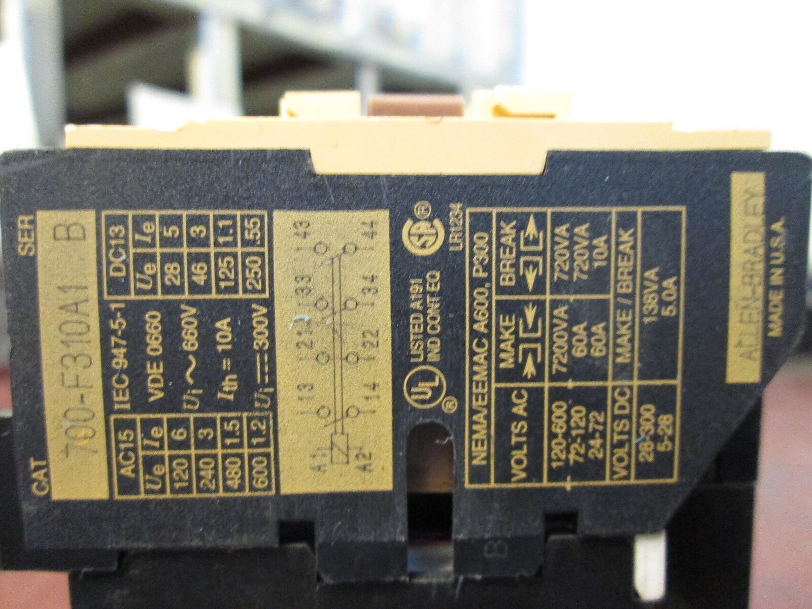 Allen-Bradley Contactor 700-F310A1 120V Coil *Lot of 2* Used