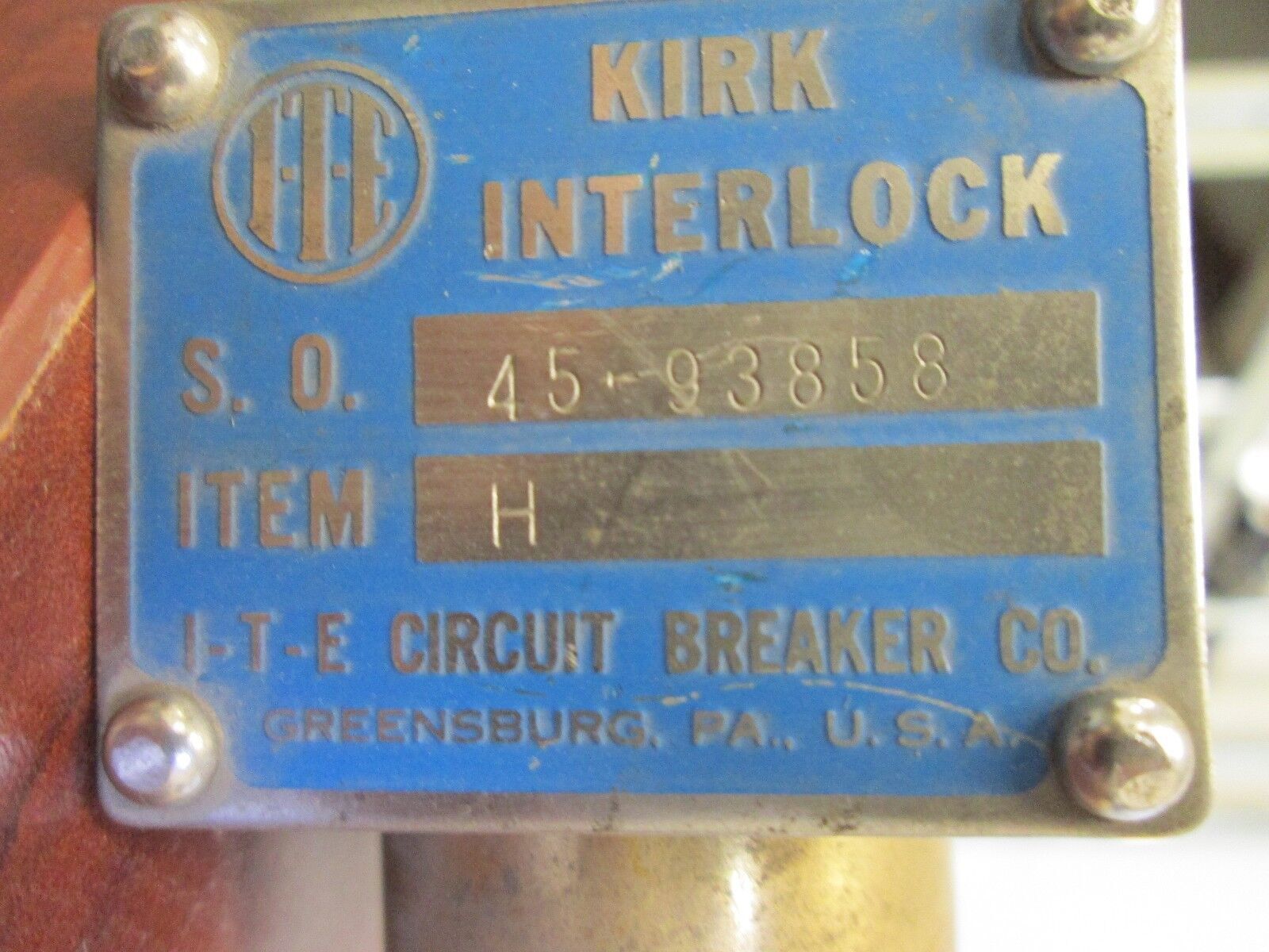 Kirk Interlock 45-93858 Stab Length: 2" to 2-3/4" Used