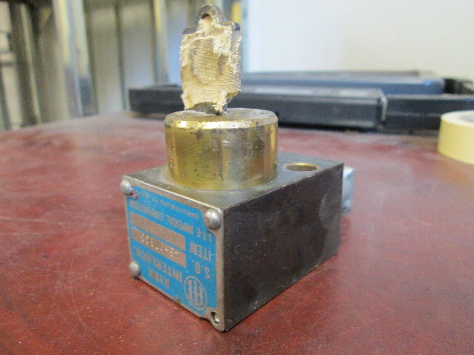 Kirk Interlock 45-97533 Stab Length: 1-1/2" to 2-1/4" Used