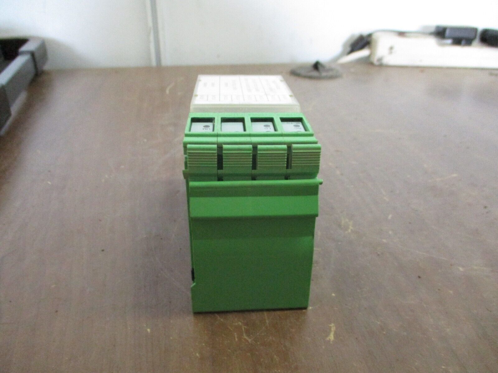 Phoenix Contact IBSIL24 BK-T/U-PAC Interbus Coupler 2861580 HW: 06 Used