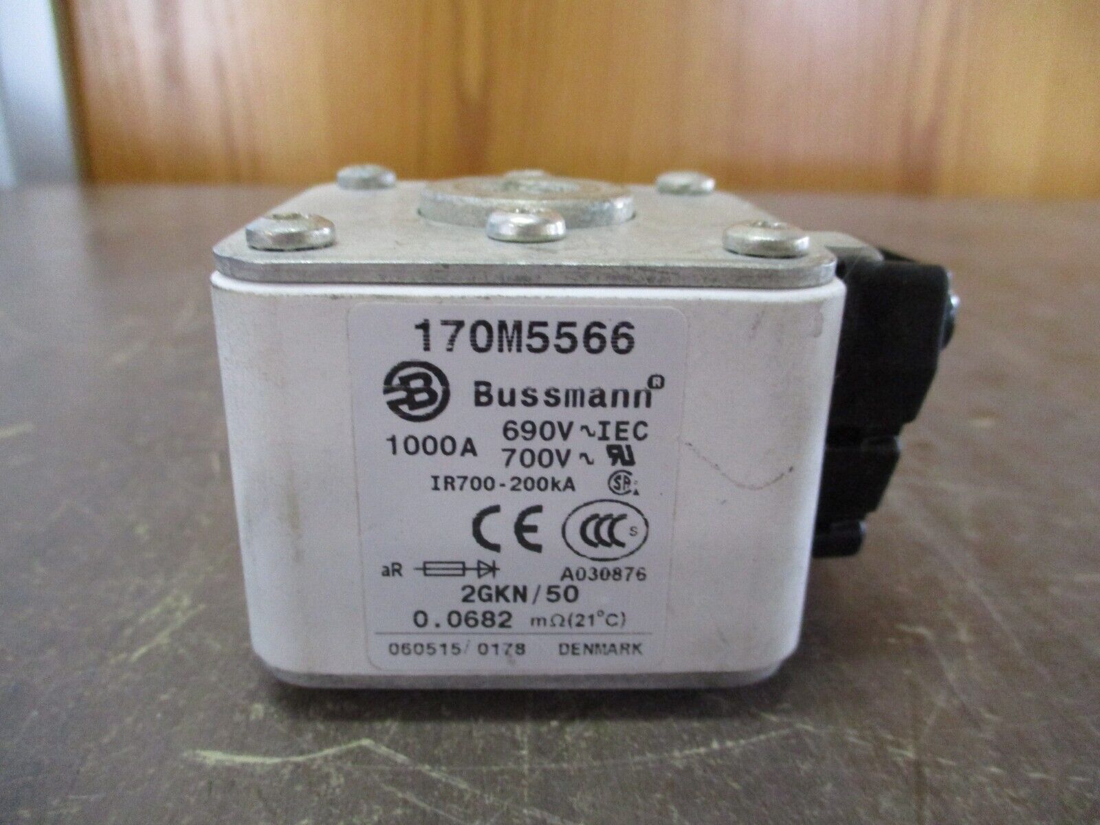 Bussmann Fuse 170M5566 1000A 700V Used