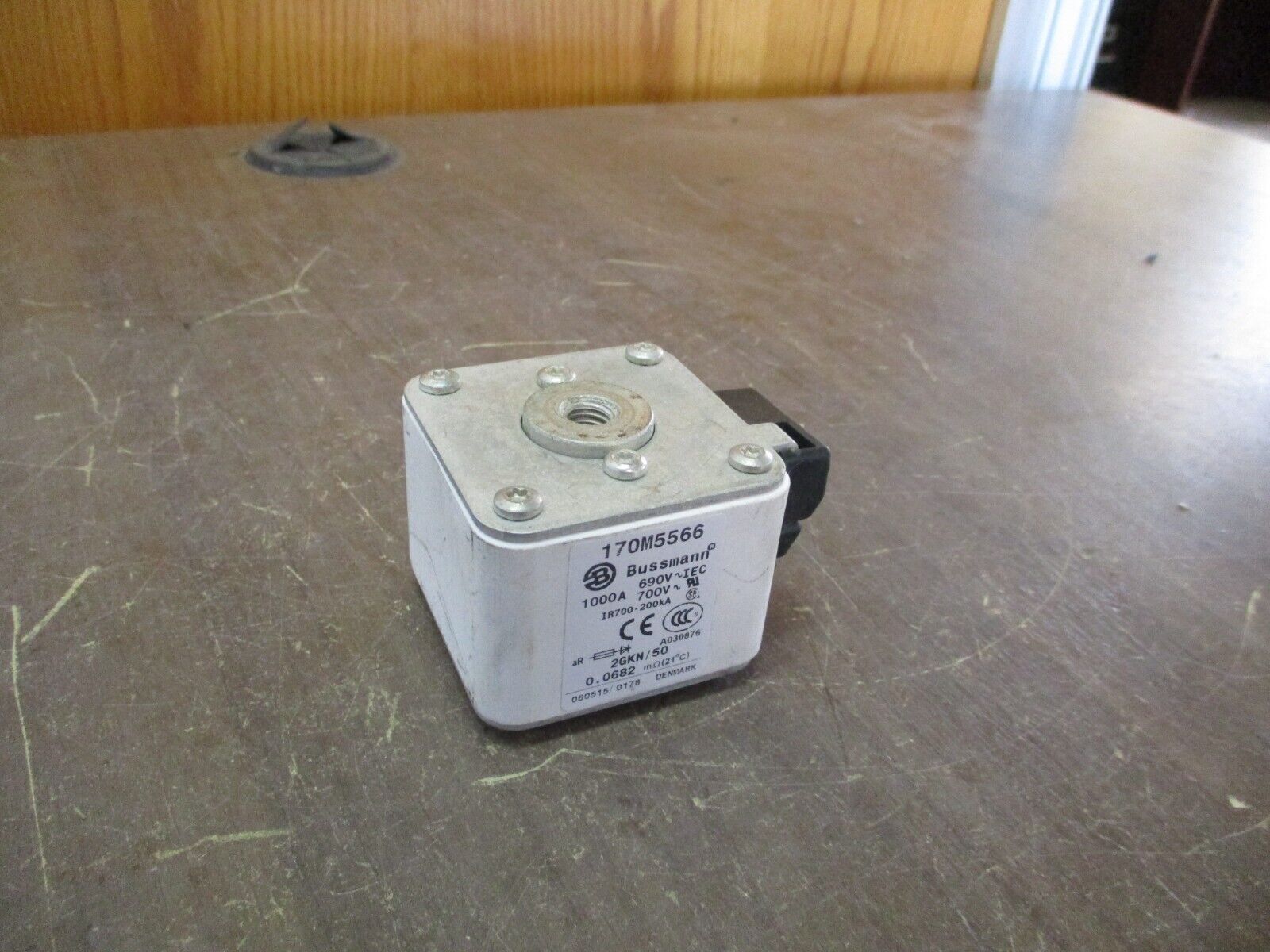 Bussmann Fuse 170M5566 1000A 700V Used