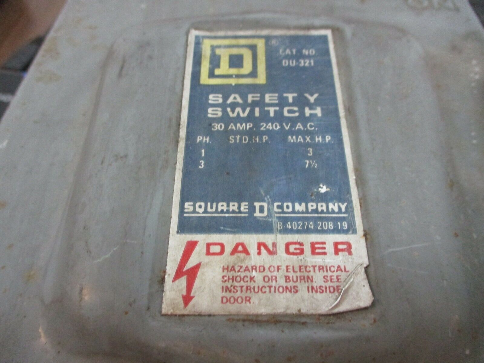 Square D Non-Fusible Safety Switch/Disconnect DU-321 30A 240V Used