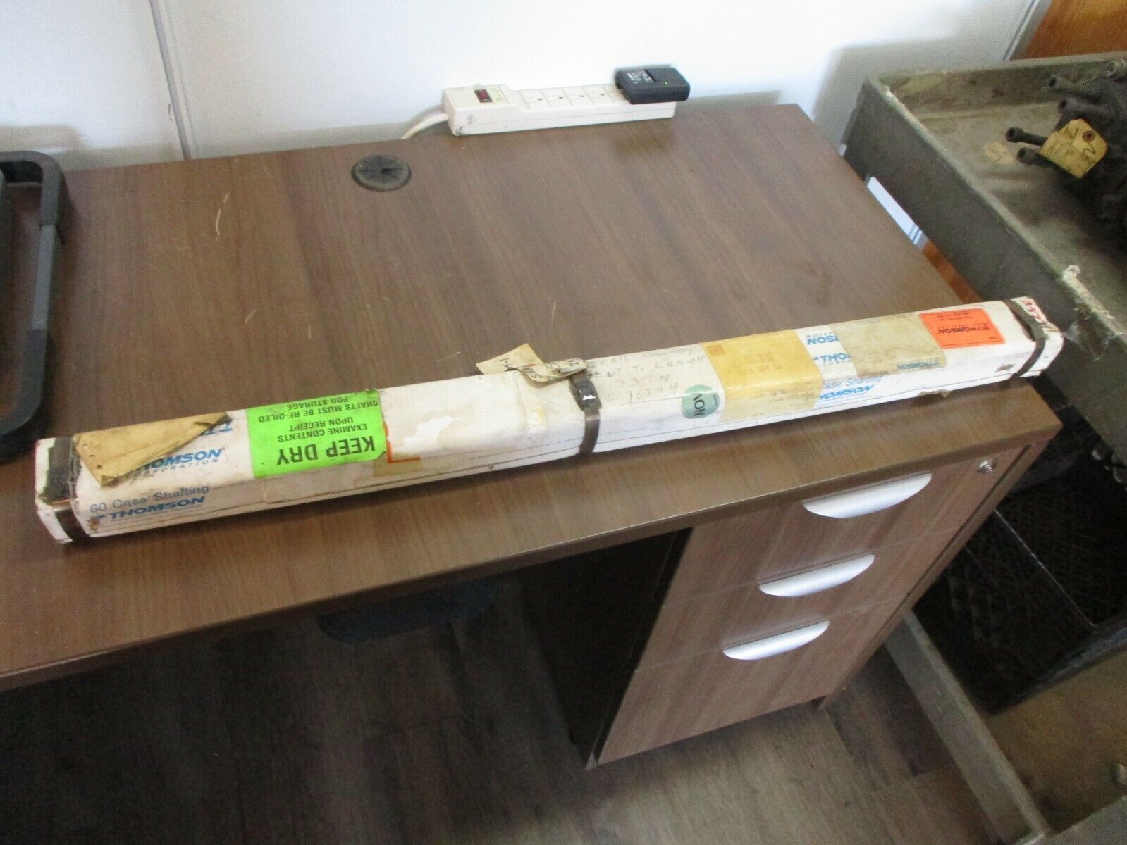 Thompson Shaft Support / Continuous Support Assembly SRA16L32 Length: 32"