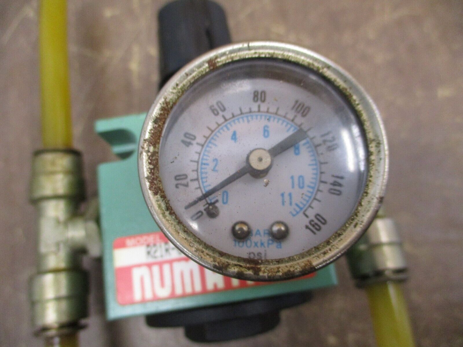 Numatics Regulator R21R-03 Range: 0-160PSI Used