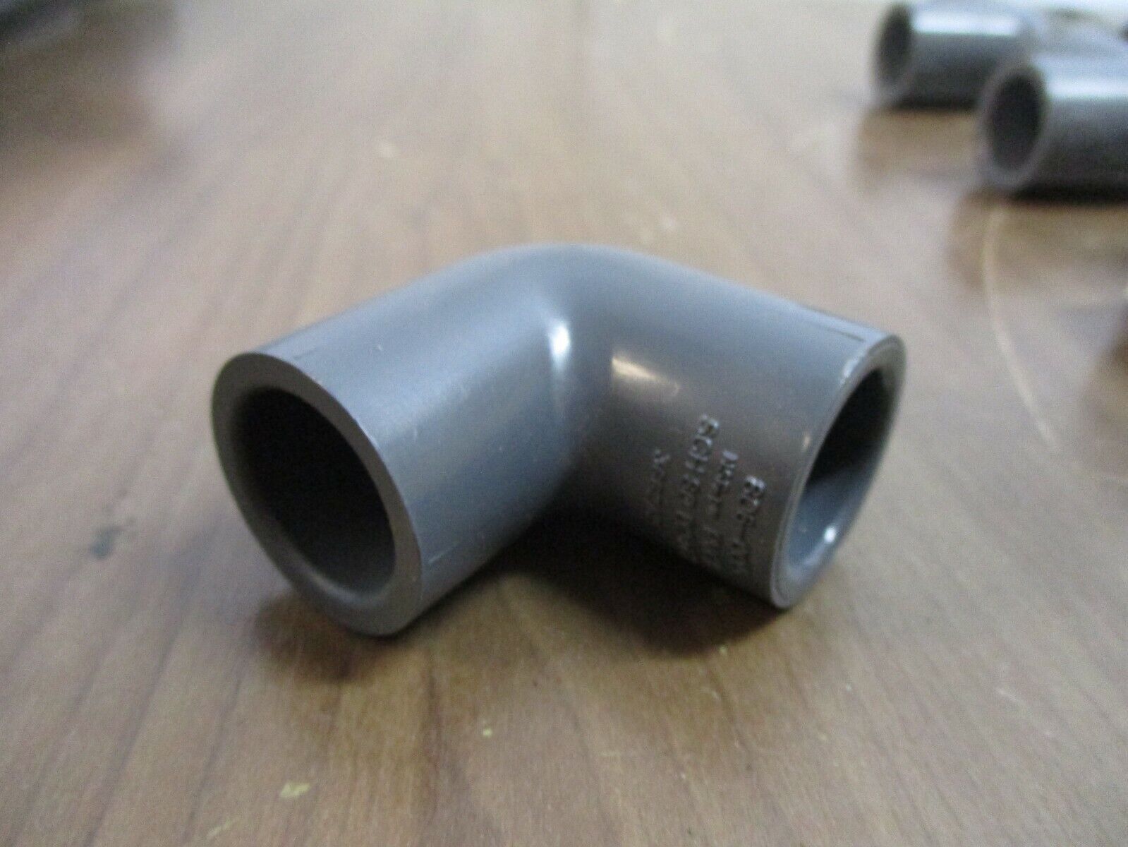 Lasco 90º Elbow Fitting D2467 Size: 1/2" *Lot of 17* Used