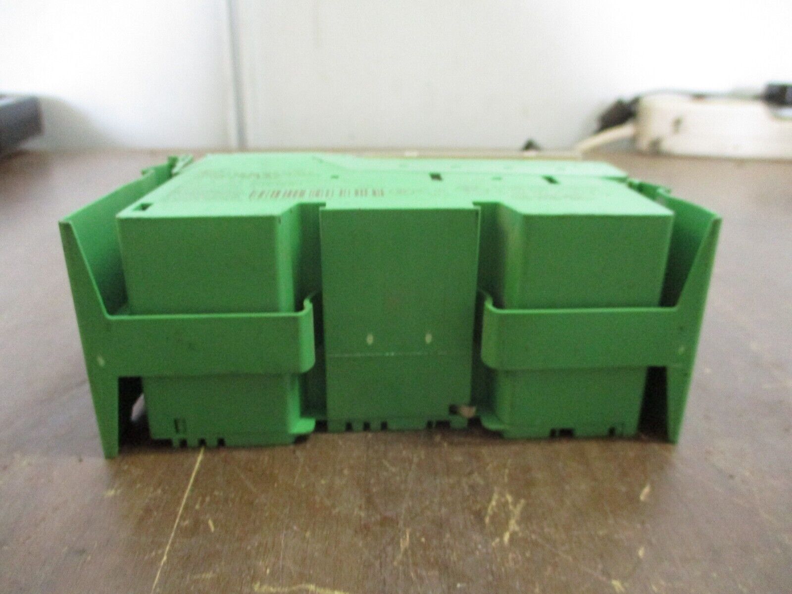 Phoenix Contact IBS IL24BK-T/U-PAC Interbus Coupler 2861580 HW: 06 Used