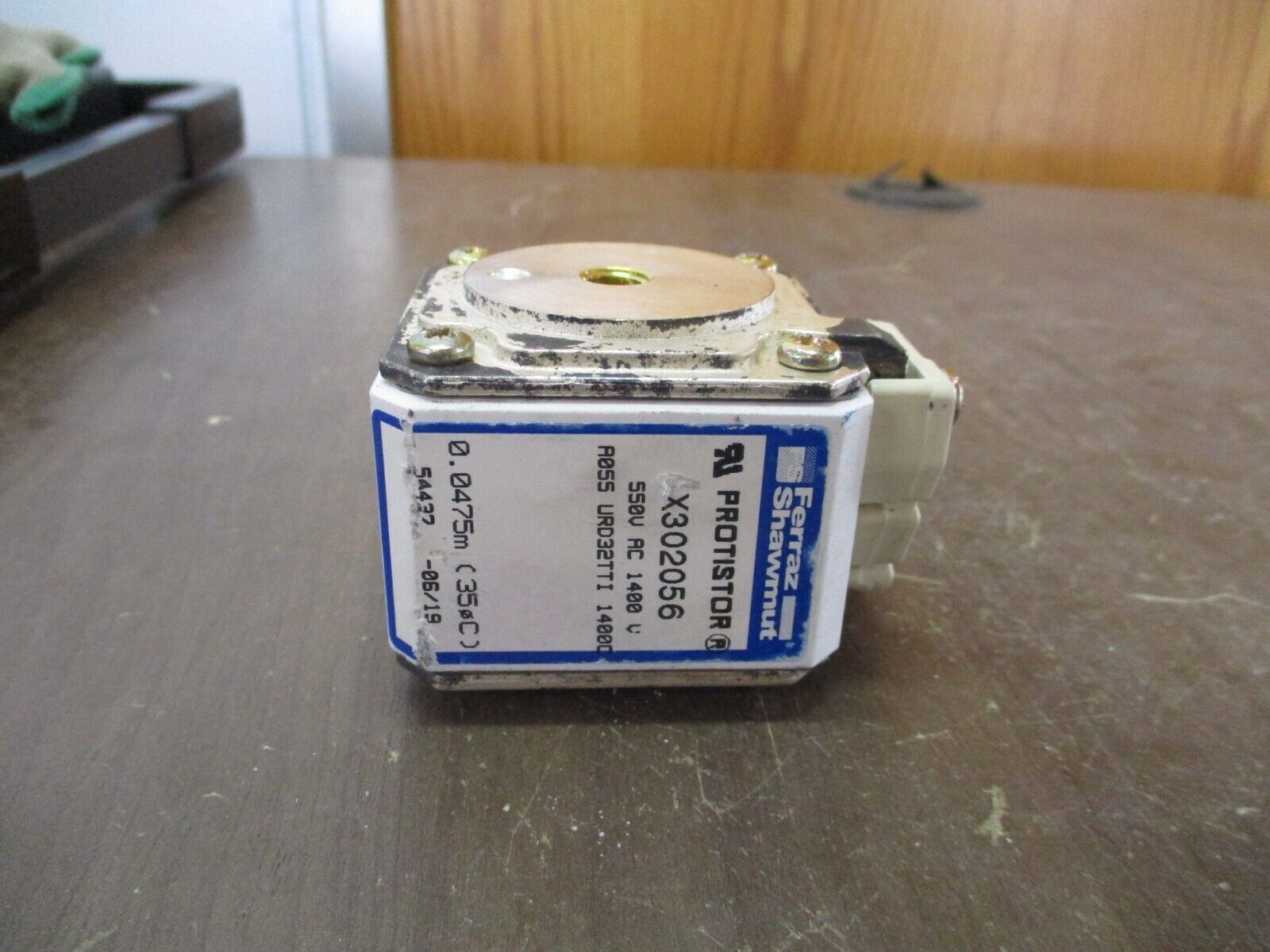 Ferraz Shawmut Protistor Fuse X302056 550V / 1400V 400A Used