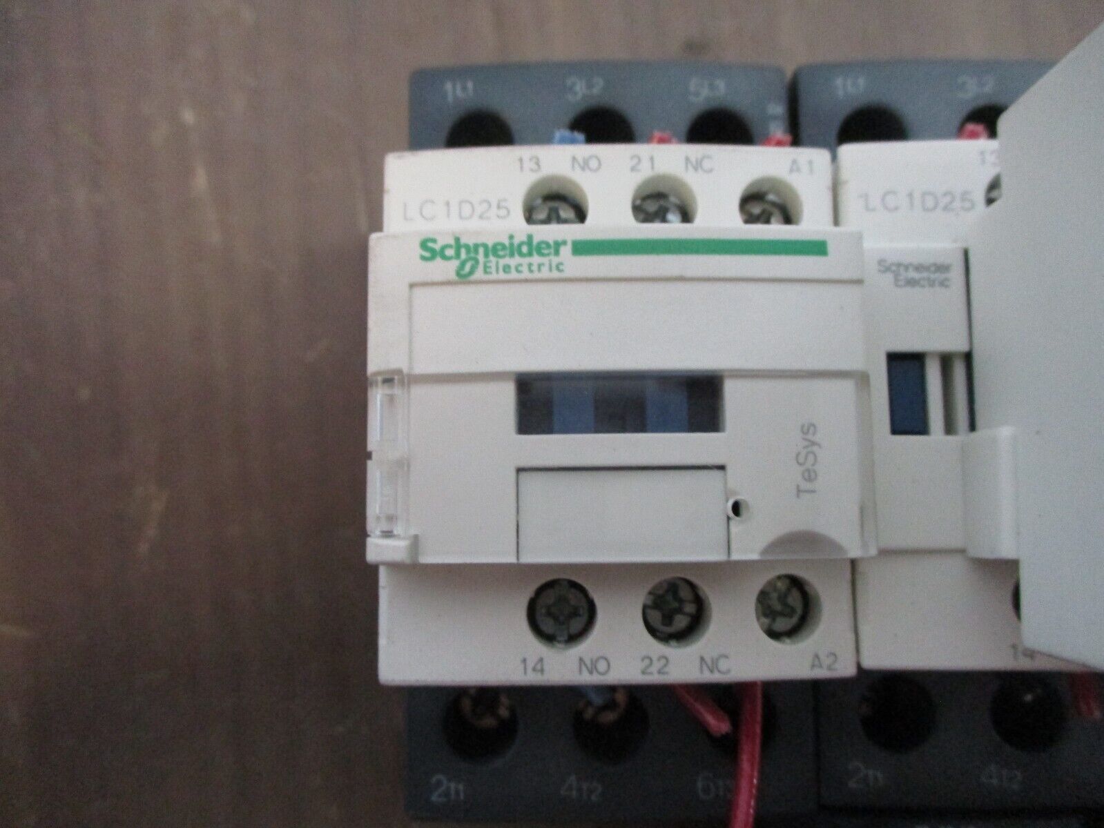 Schneider Electric Reversing Starter LC1D25 / LRD07 120V Coil Trip: 1.6-2.5A