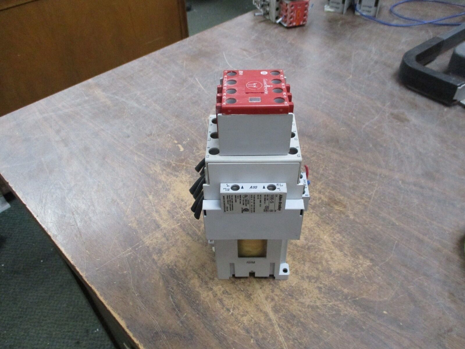 Allen-Bradley Safety Contactor 100S-C43DJ14C 24VDC Coil 63A 600V Used