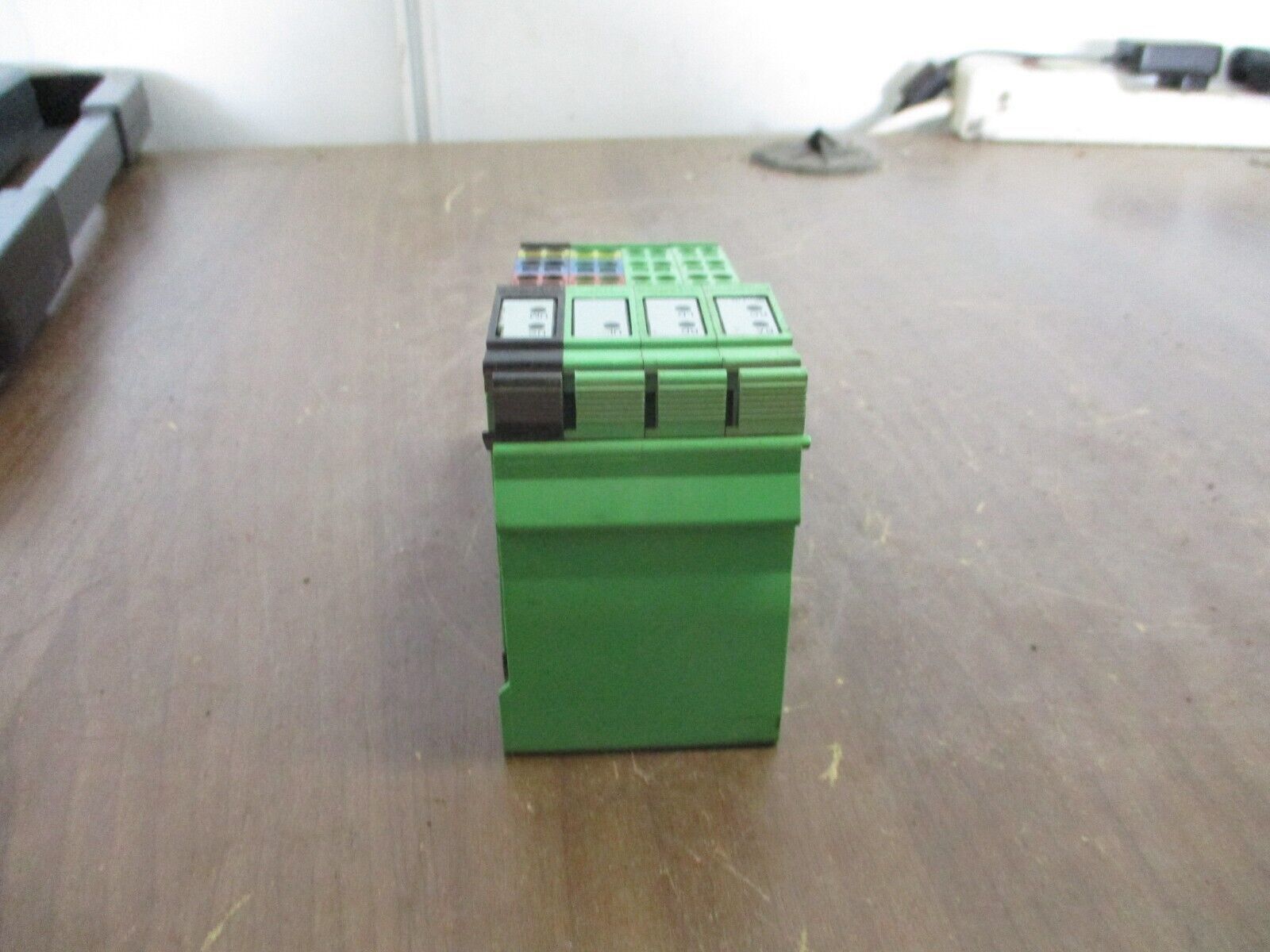 Phoenix Contact IBS IL24BK-T/U-PAC Interbus Coupler 2861580 HW: 06 Used