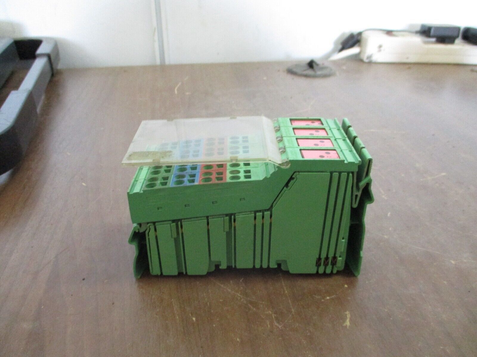 Phoenix Contact IBIL24DO8 Interbus Coupler 2726269 HW: 02 w/ Terminal Cover Used