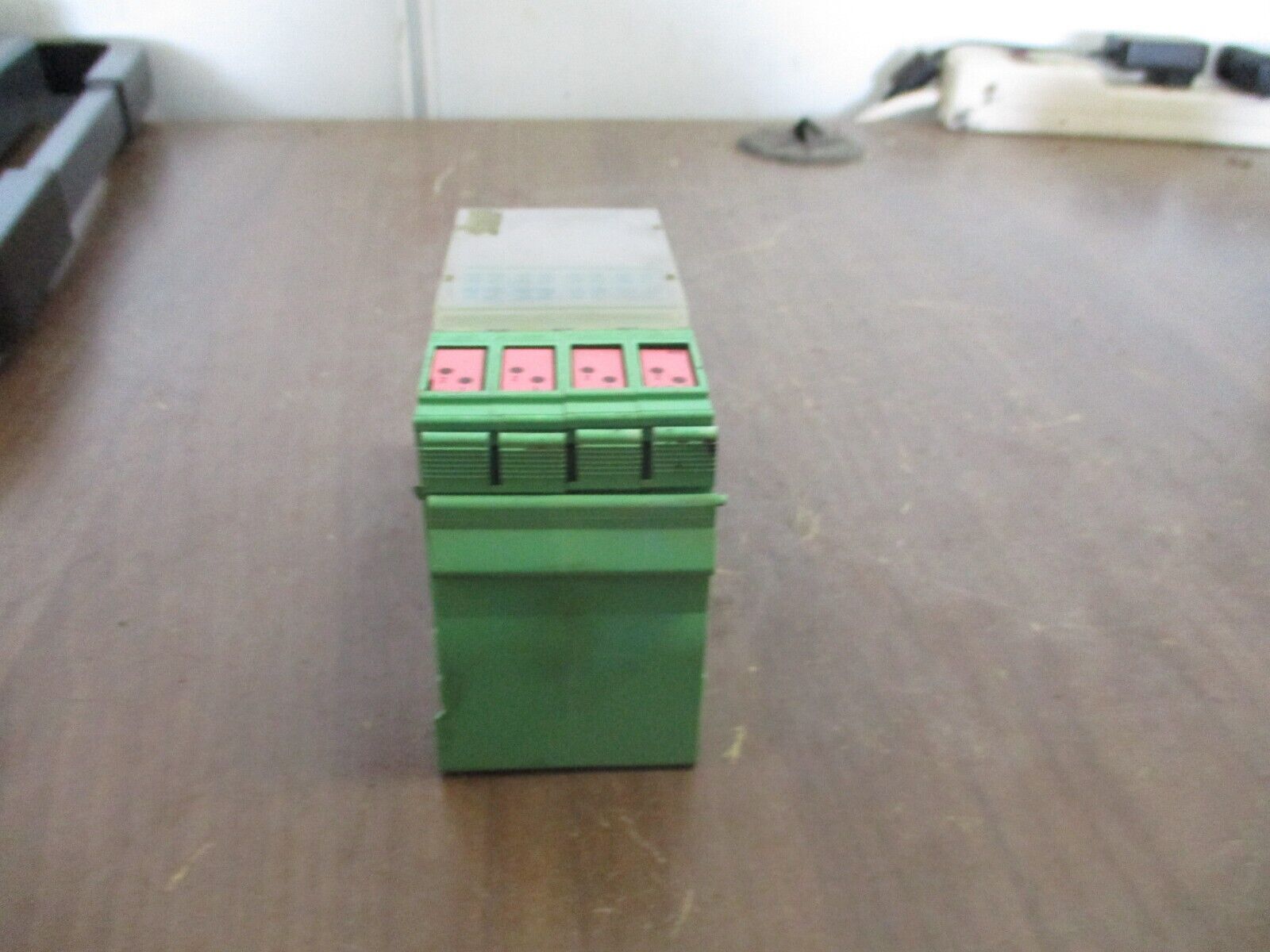 Phoenix Contact IBIL24DO8 Interbus Coupler 2726269 HW: 02 w/ Terminal Cover Used