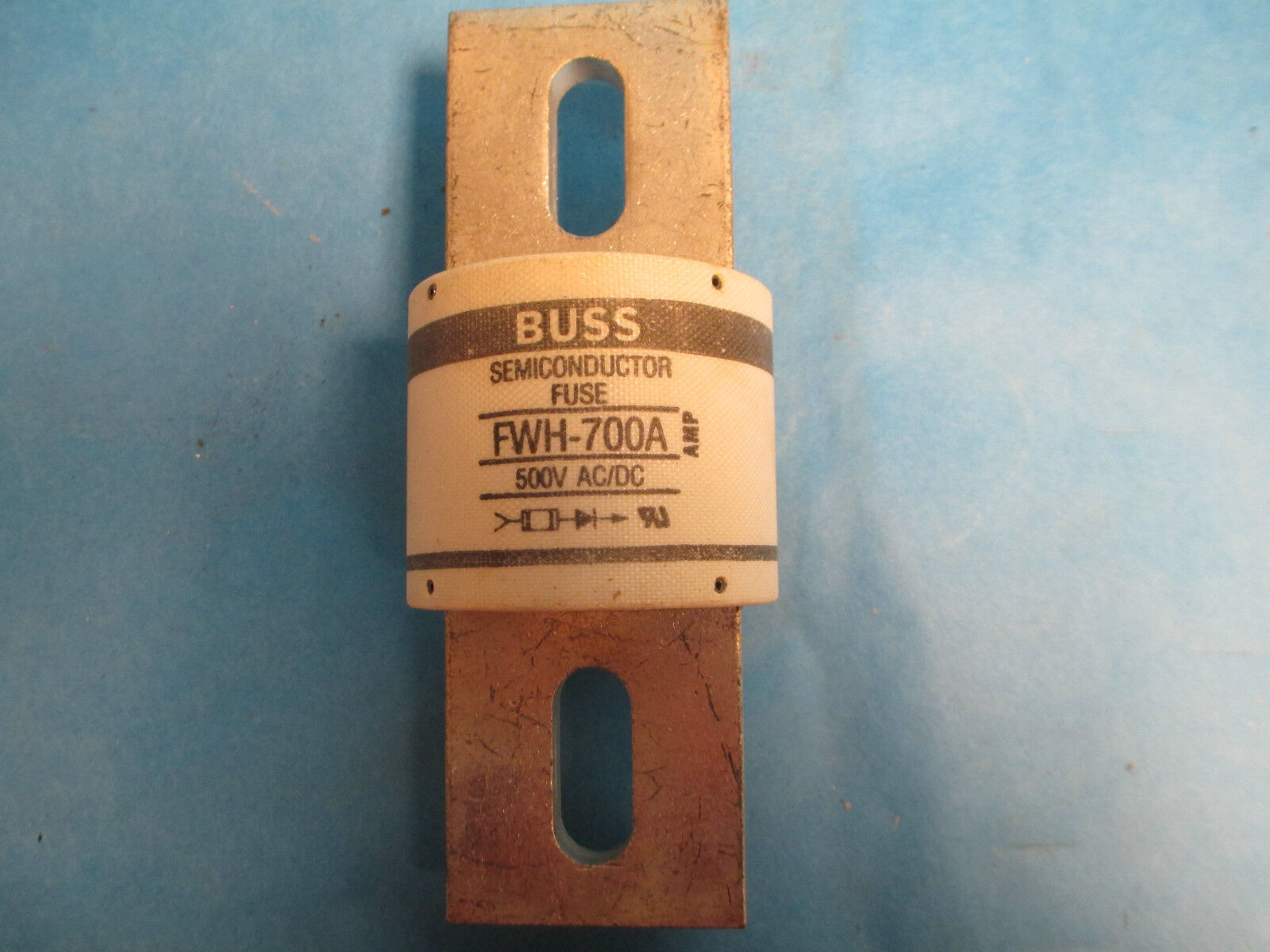 Bussmann Semiconductor Fuse FWH-700A 700 Amp 500 Volt New Surplus