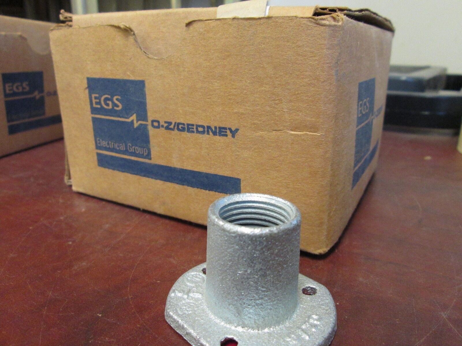 Oz-Gedney Concrete Slab Electroforms EF-50 Size: 1/2" *Box of 18* New Surplus