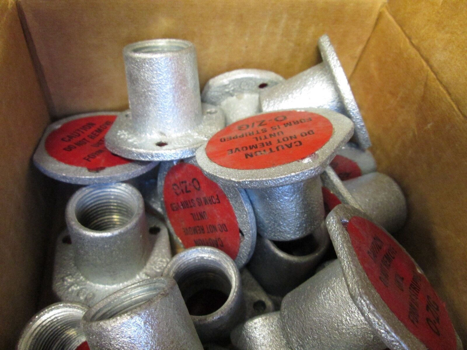 Oz-Gedney Concrete Slab Electroforms EF-50 Size: 1/2" *Box of 18* New Surplus