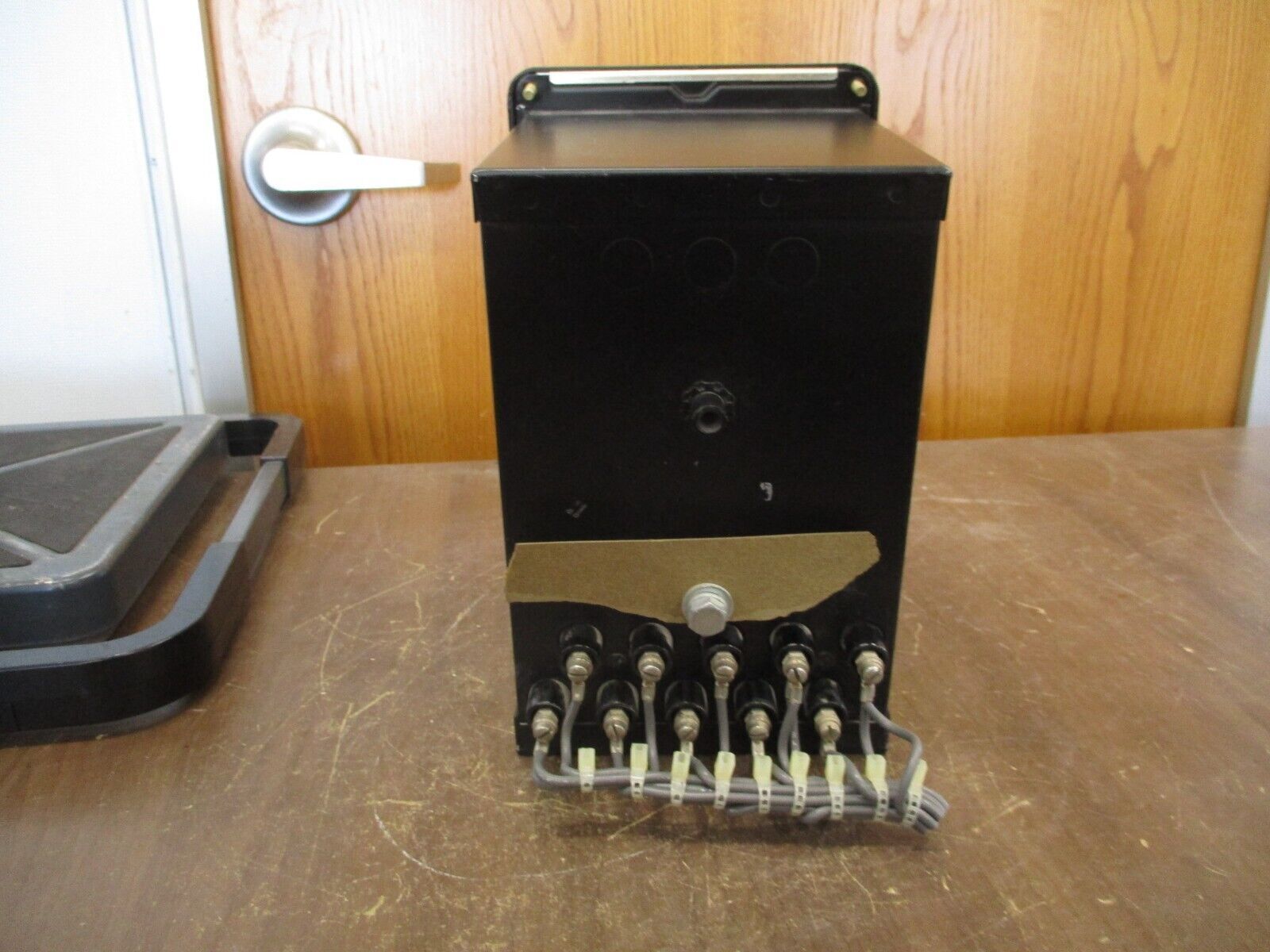 Westinghouse Type D4B-8FM Kilowatthour Meter 280C211G02 120V 4W Used