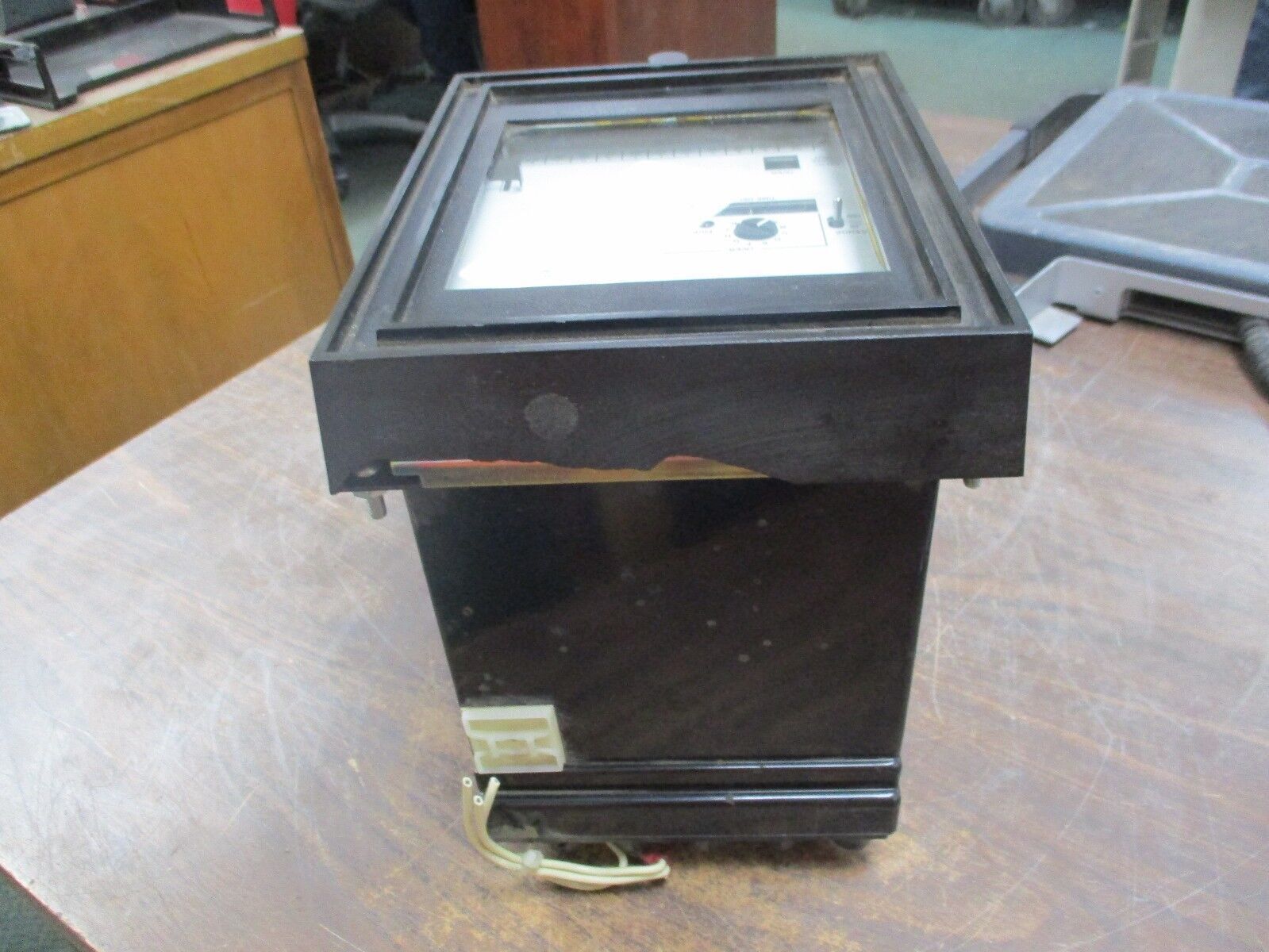 Basler Electric BE1-32R Power Relay B3E E1R A0N1F *Chipped Corner* Used
