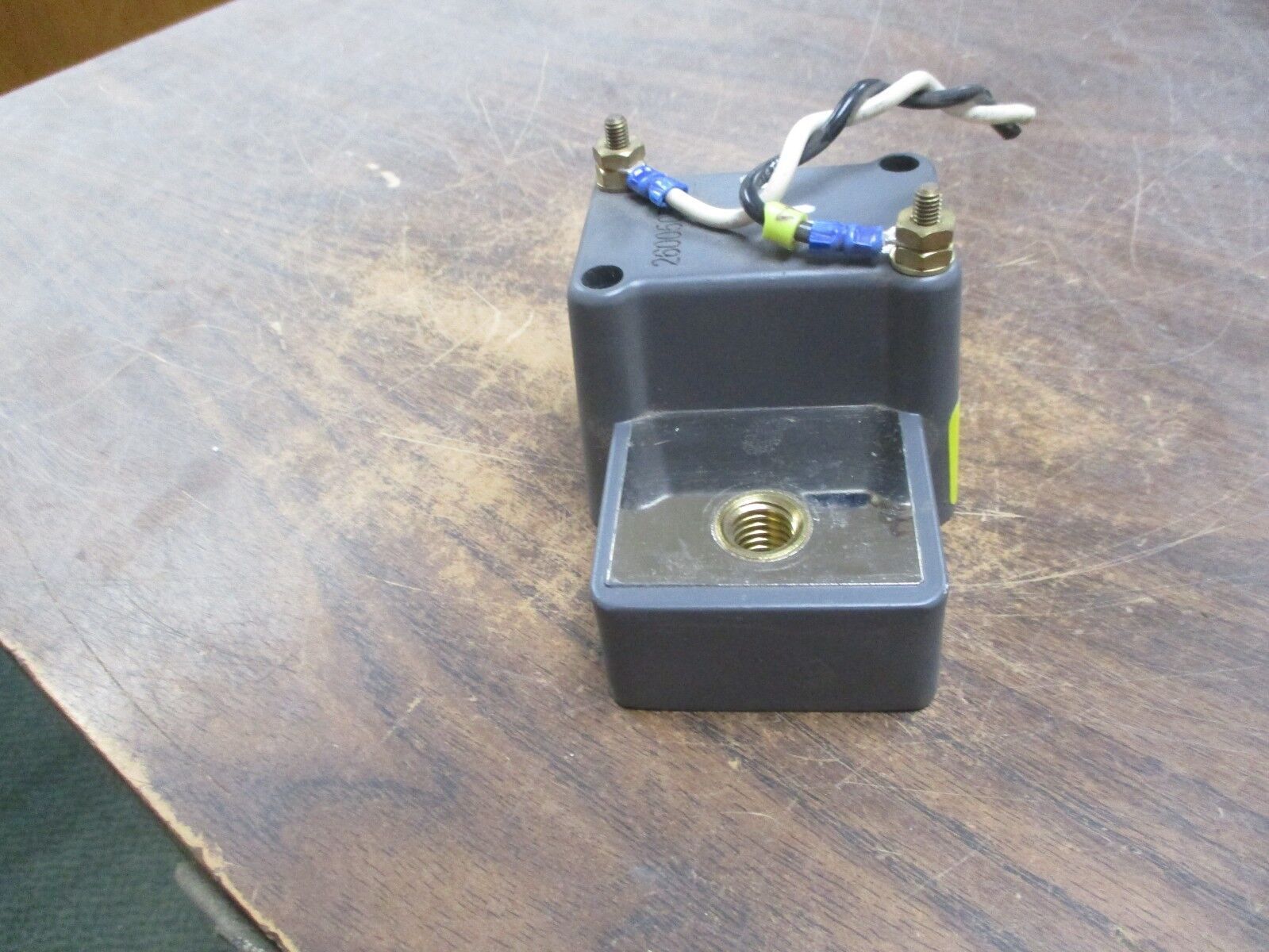 Cutler-Hammer Neutral Current Sensor 7801C40G02 Ratio 250:0.01A Used