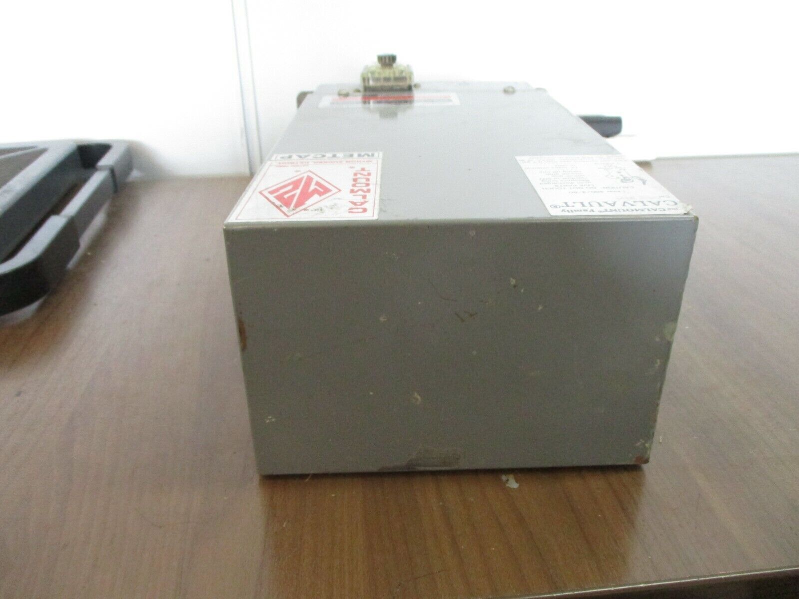 Calmount Calvault Capacitor 543 VLM 5kVAR 480V 3Ph 60Hz Used
