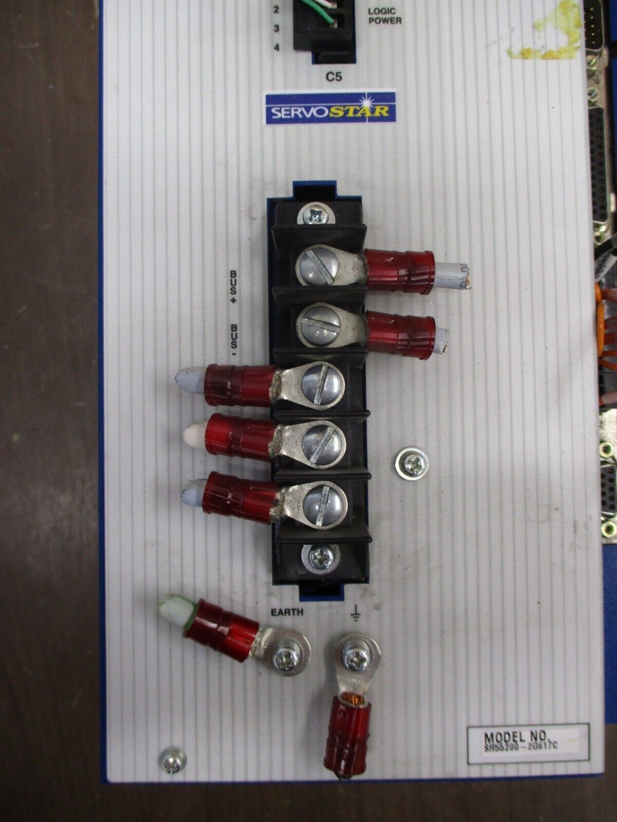 Kollmorgen ServoStar Servo Amplifier SR55200-2G617C Output: 230VAC 55A/Ph 20kW