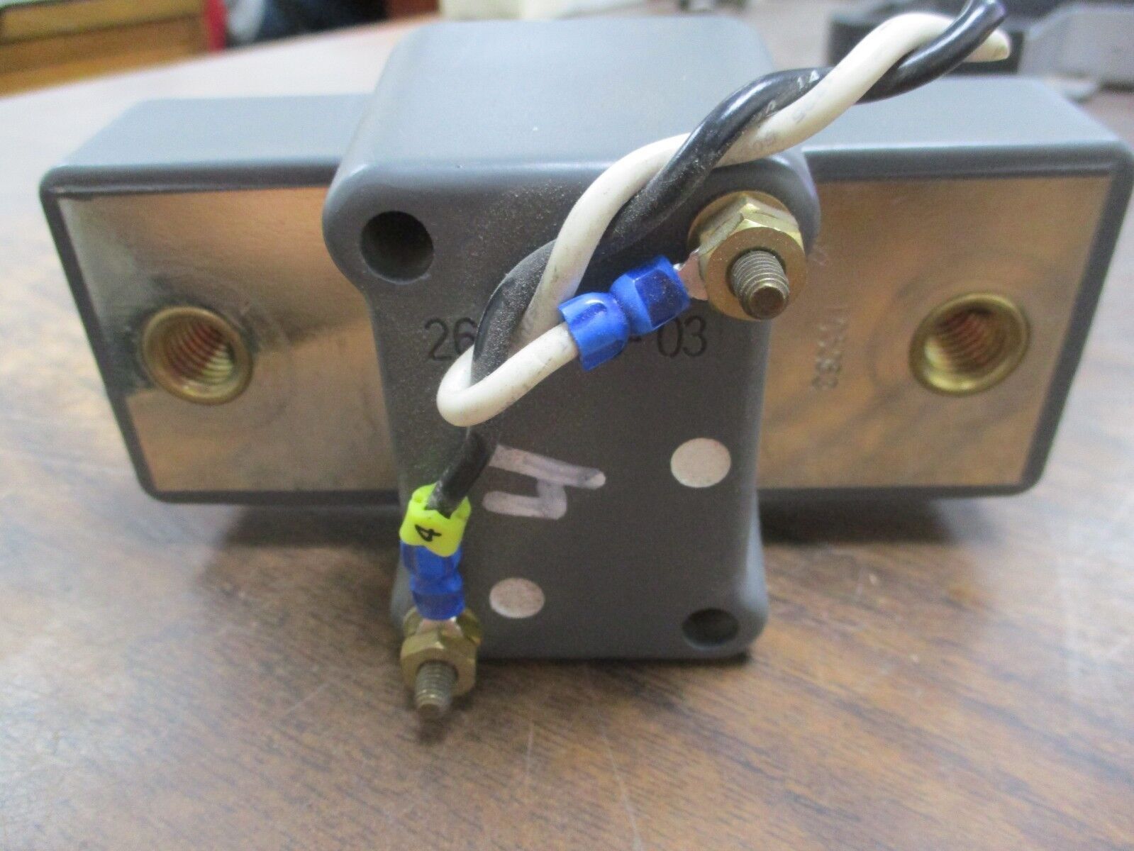 Cutler-Hammer Neutral Current Sensor 7801C40G03 Ratio 400:0.1A Used