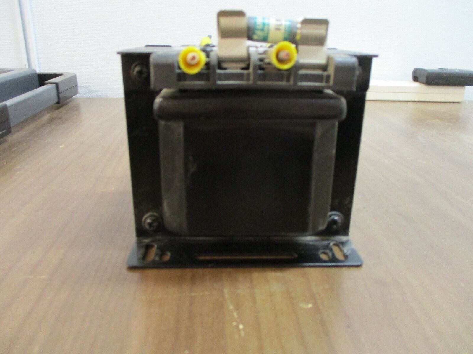Hevi-Duty Control Transformer E250 0.250kVA Pri: 240/480V Sec: 120V 50/60Hz Used