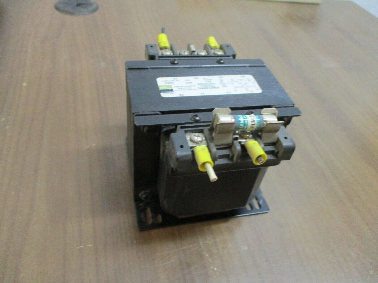 Hevi-Duty Control Transformer E250 0.250kVA Pri: 240/480V Sec: 120V 50/60Hz Used