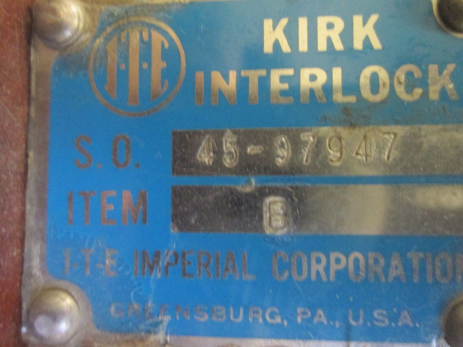 Kirk Interlock 45-97947 Stab Length: 2" to 2-3/4" Used