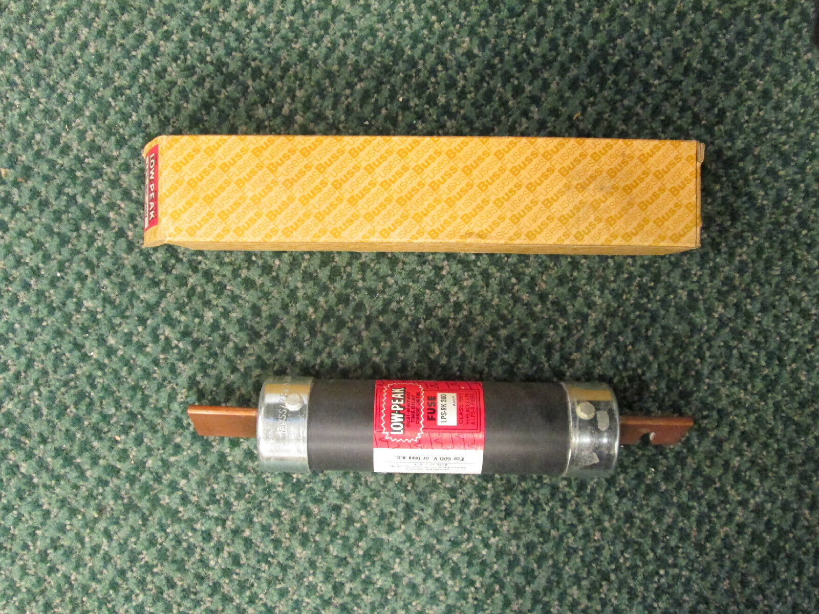 Bussmann Low Peak Fuse LPS-RK 200 200A 600V New Surplus
