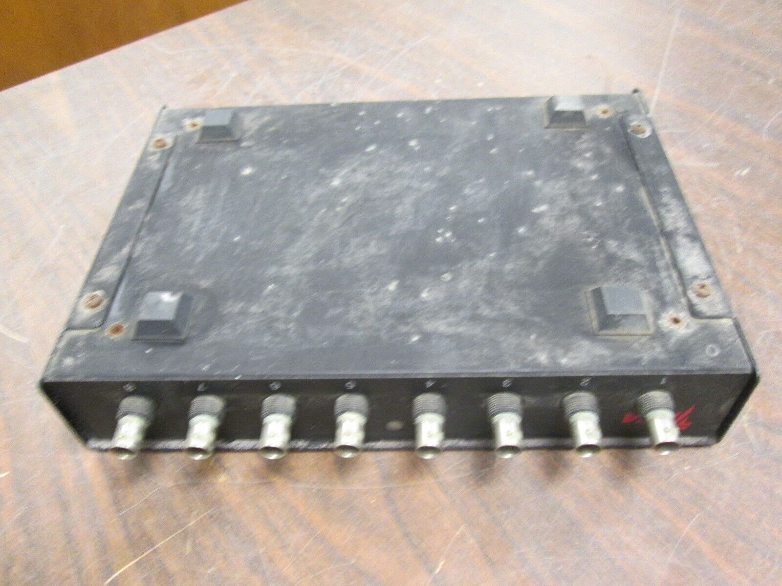 Tiara Hub HUB-8PORT/A 8-Port 12VAC 2.5A 50/60Hz Used