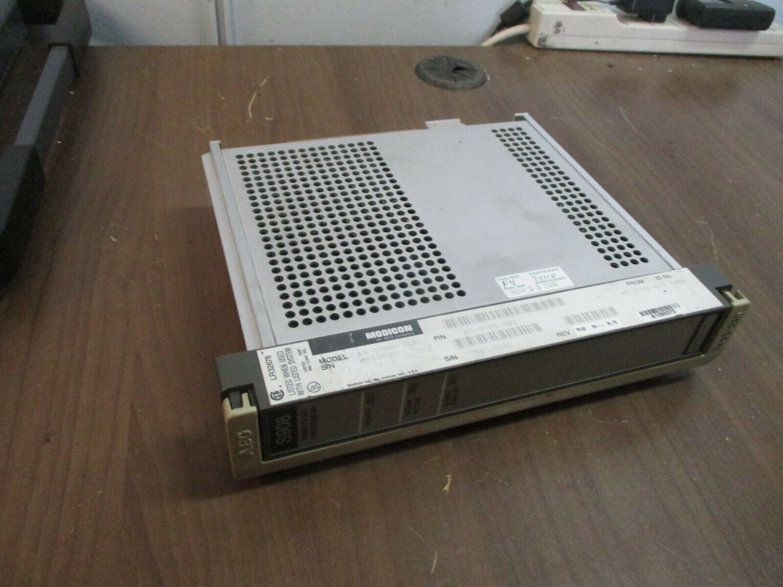 AEG Modicon Remote I/O Processor AS-9385-001 Model #: AS-S908-110 Used