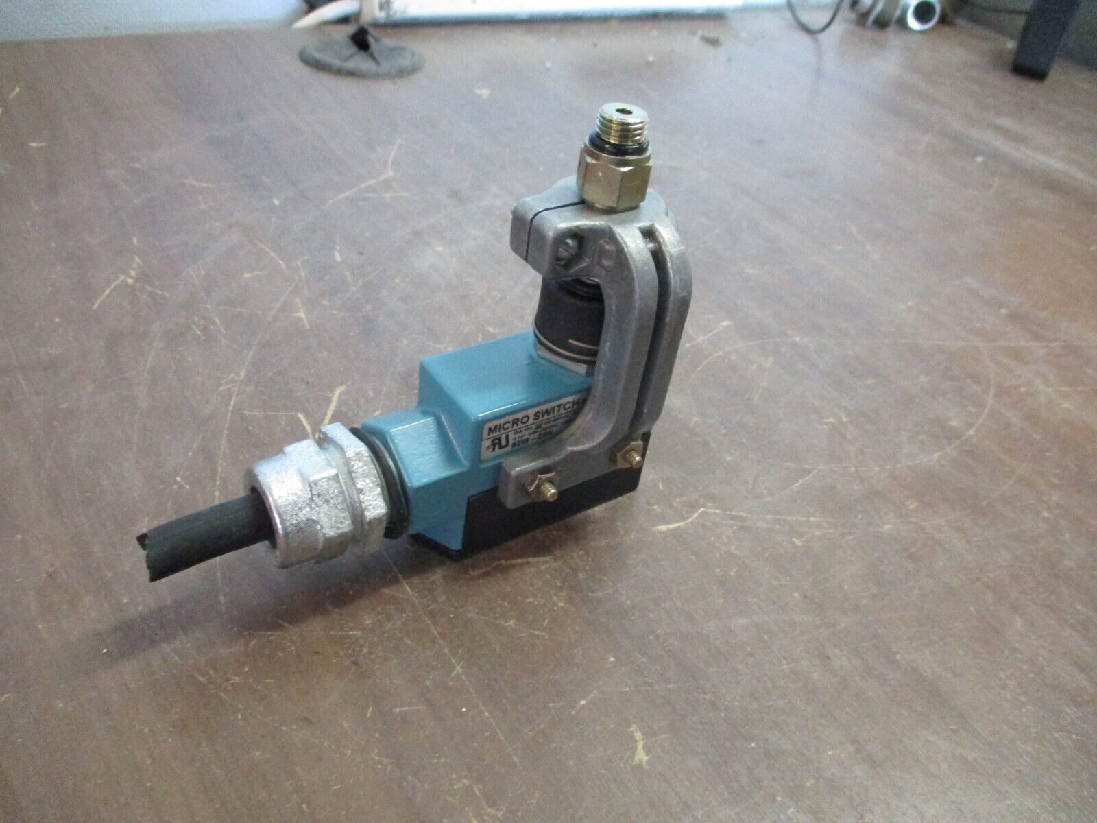 Micro Switch Snap Switch BZE6-2RN Used