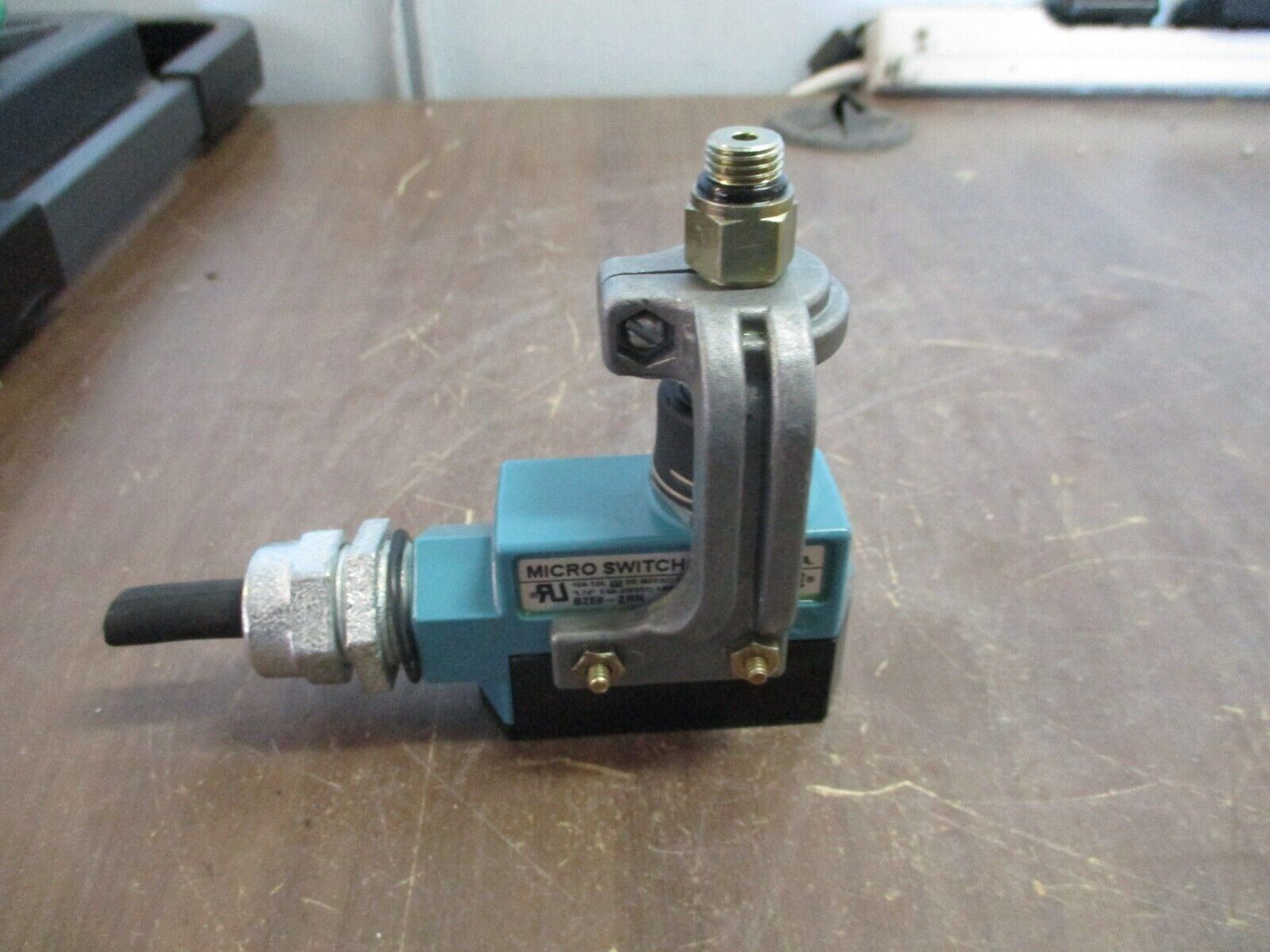 Micro Switch Snap Switch BZE6-2RN Used