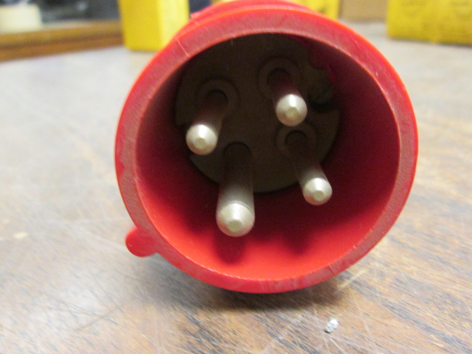 Hubbell Plug 420P7 20A 480V 3Ph 3P 4W New Surplus