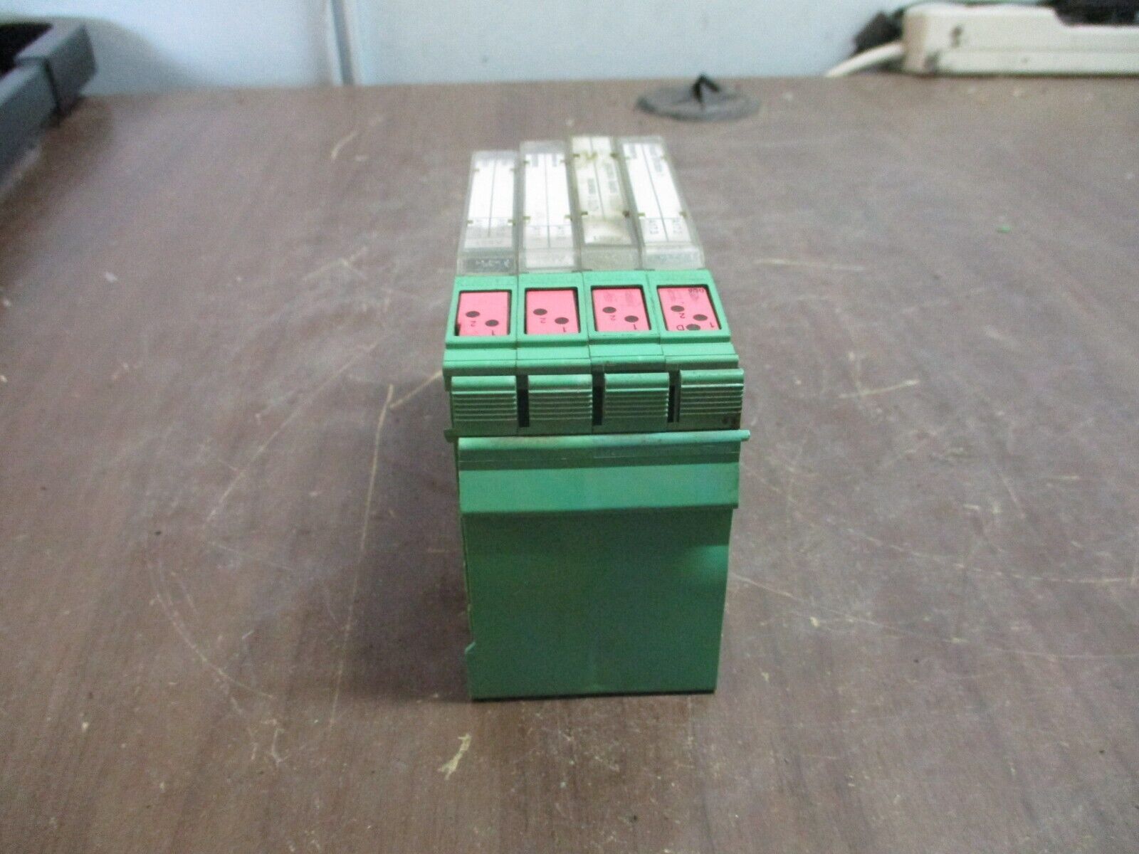 Phoenix Contact IBIL24DO8 Interbus Coupler 2726269 HW: 01 w/ Terminal Cover Used
