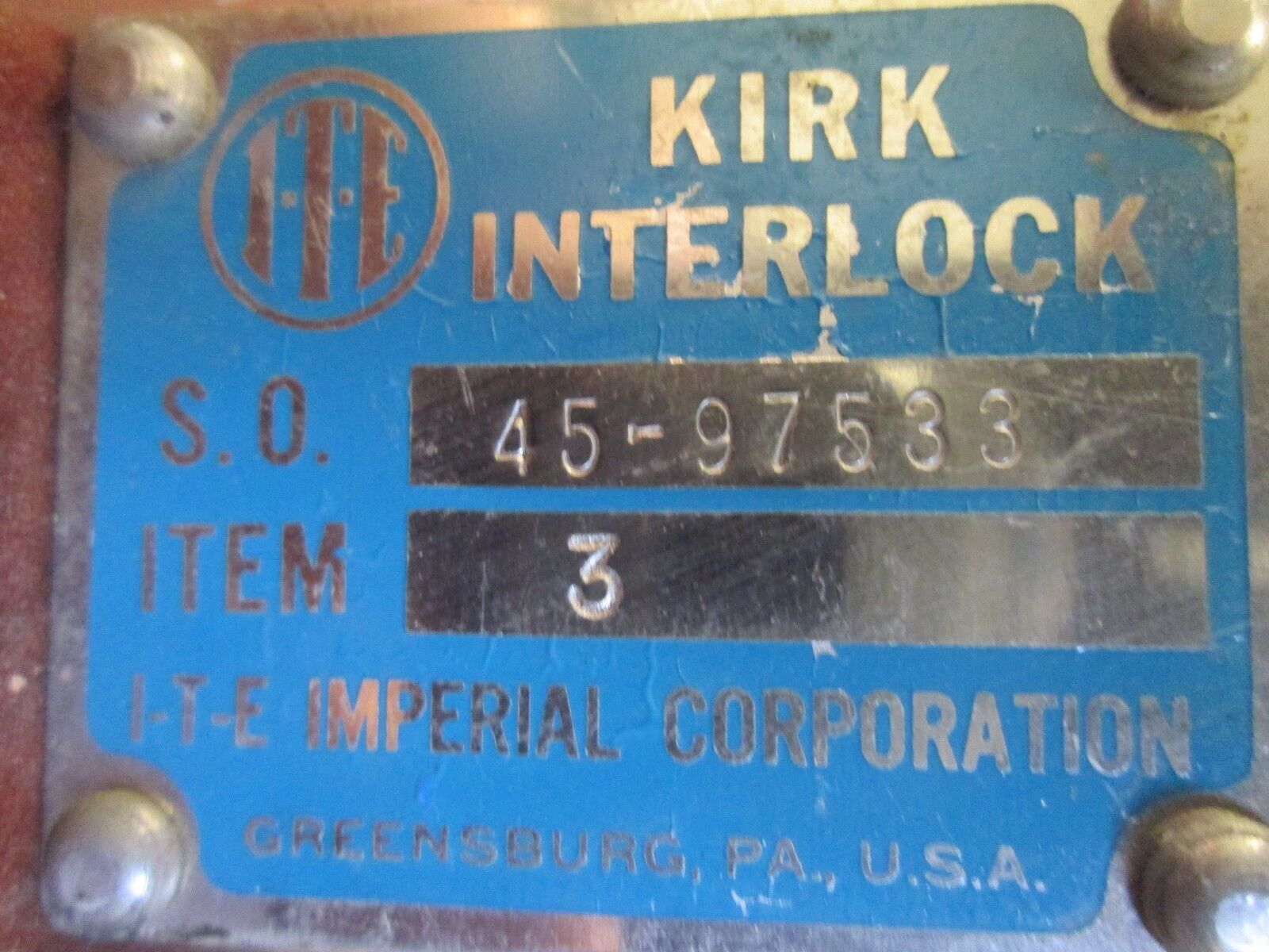 Kirk Interlock 45-97533 Stab Length: 1-1/2" to 2-1/4" Used