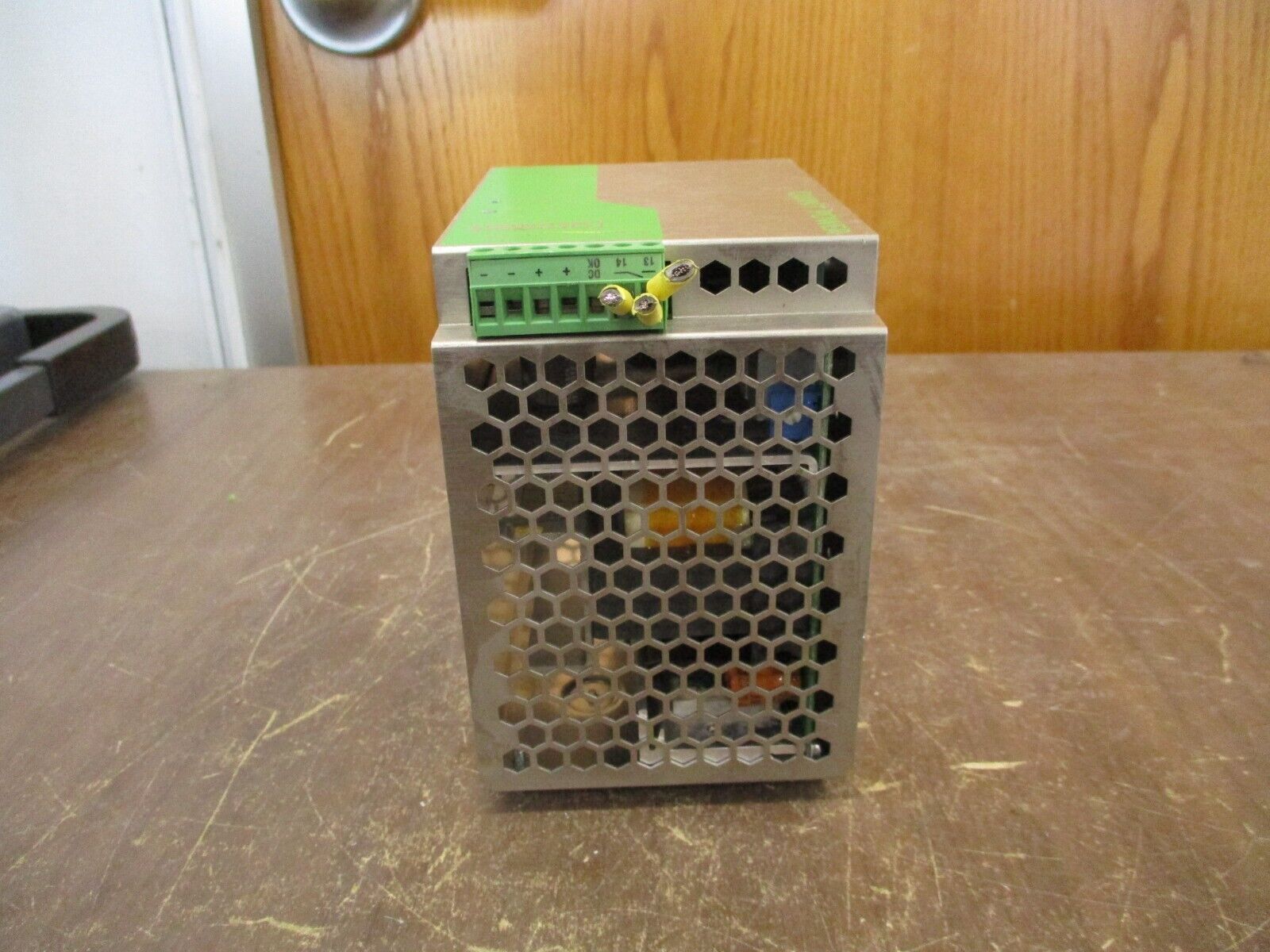 Phoenix Contact Power Supply QUINT-PS-100-240AC / 24DC / 10 Rev. 20 Used