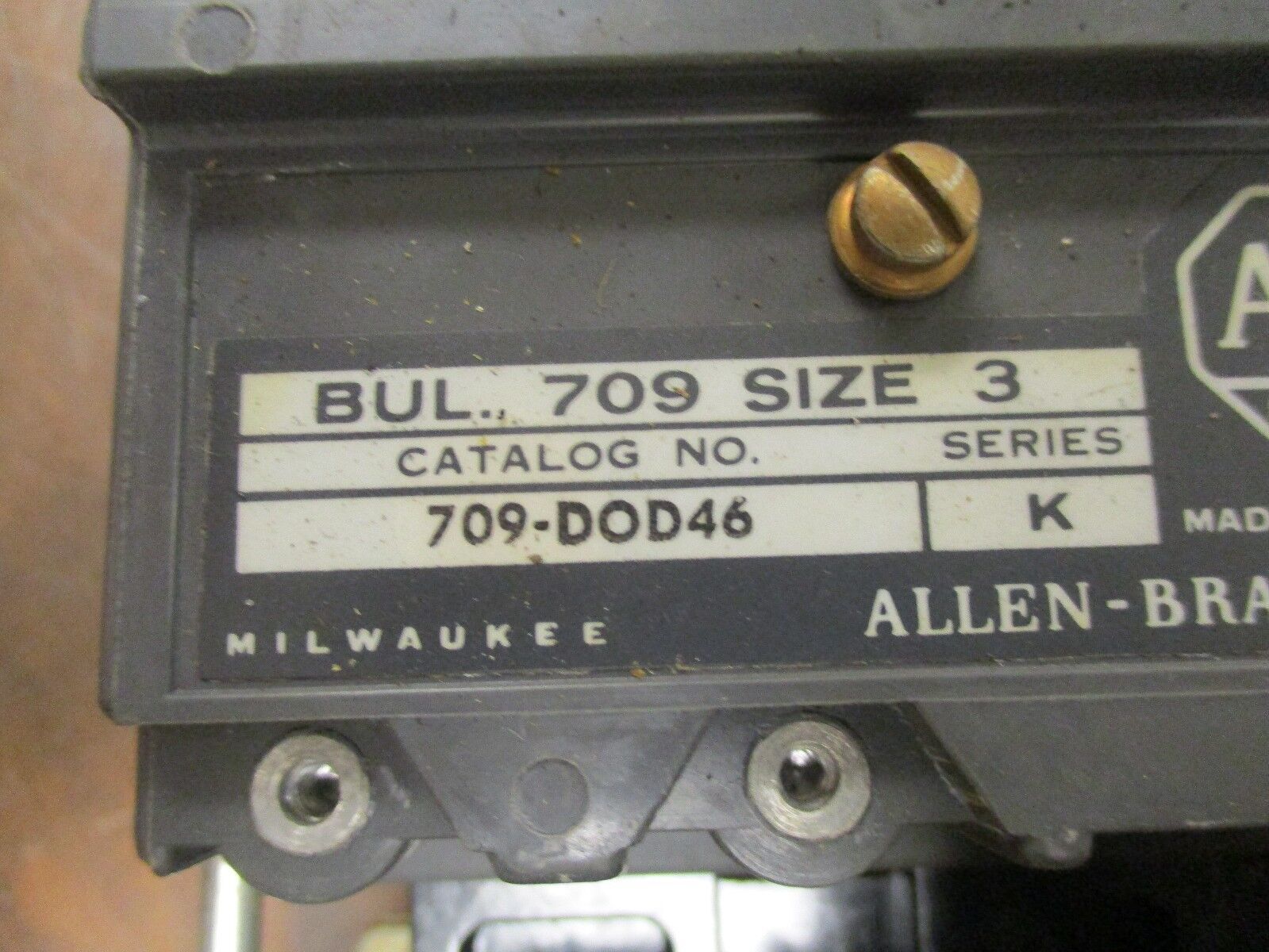 Allen-Bradley Size 3 Starter 709-DOD46 120V Coil Used