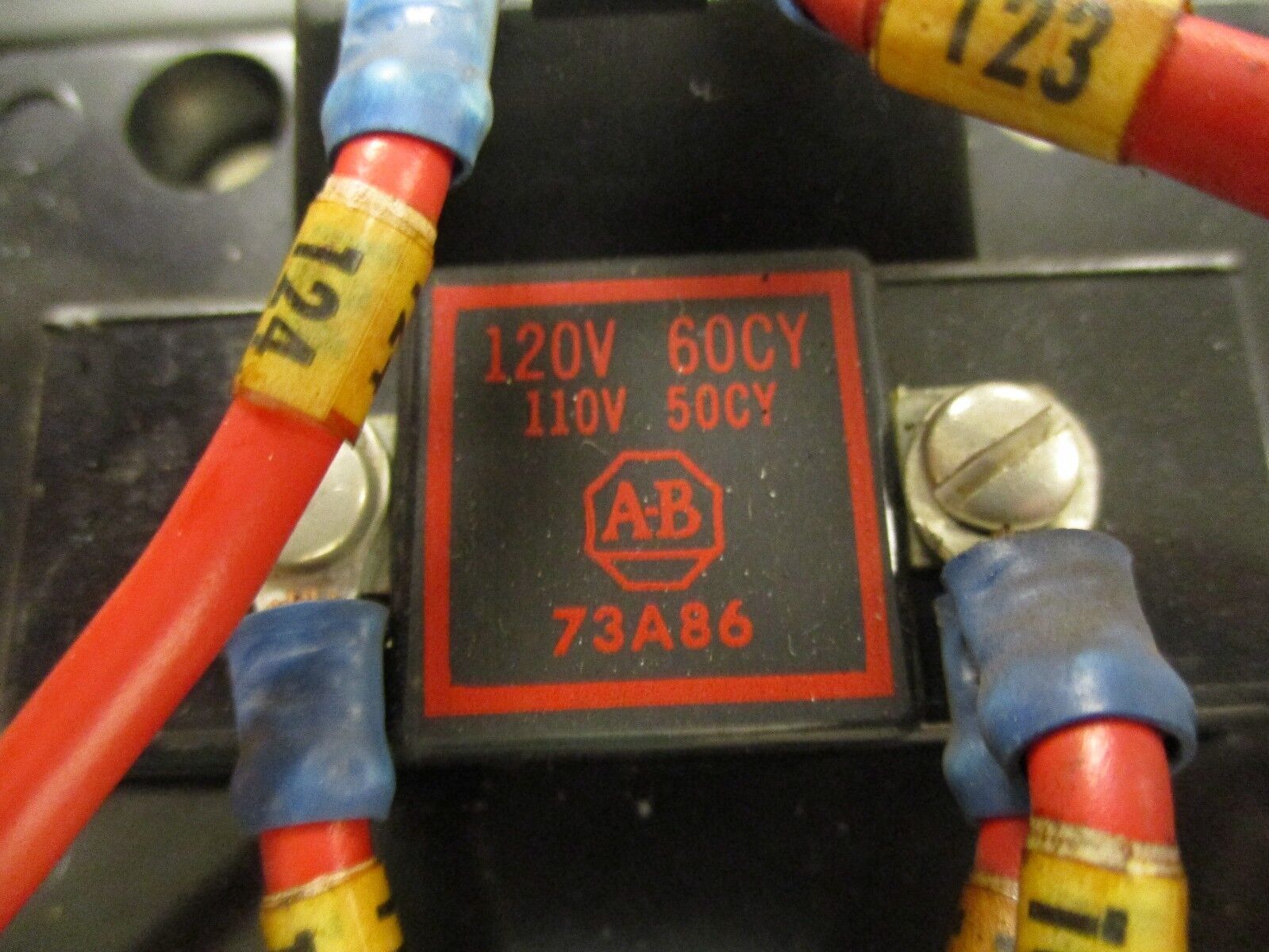 Allen-Bradley Size 3 Starter 709-DOD46 120V Coil Used