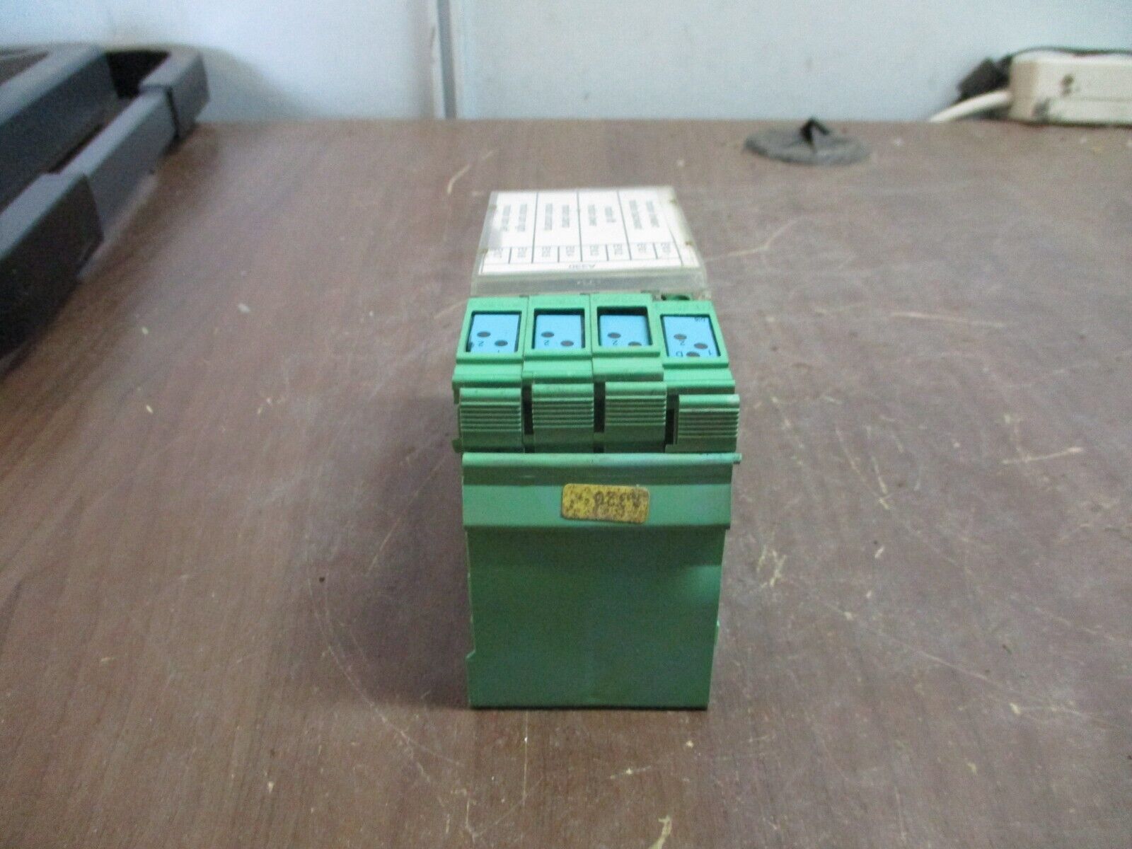 Phoenix Contact IBIL24DI8 Interbus Coupler 2726227 HW: 02 w/ Terminal Cover Used