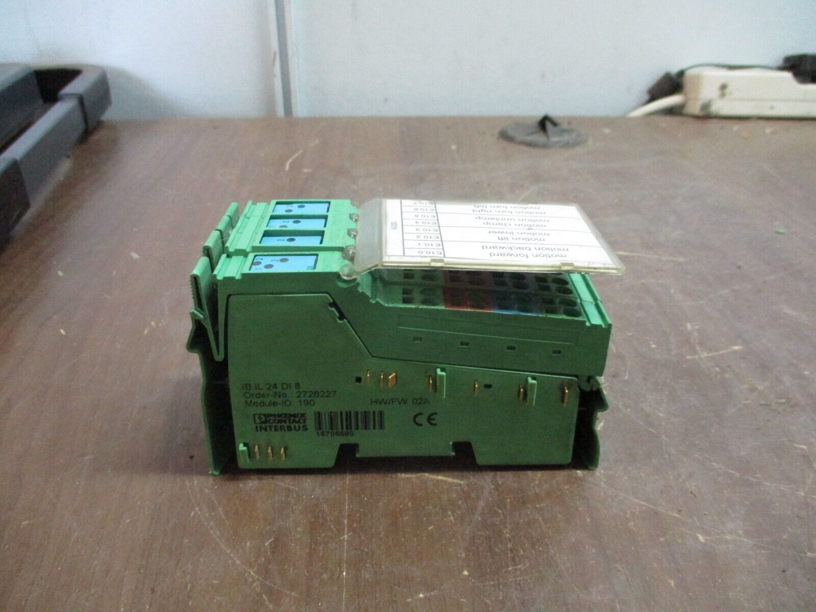 Phoenix Contact IBIL24DI8 Interbus Coupler 2726227 HW: 02 w/ Terminal Cover Used
