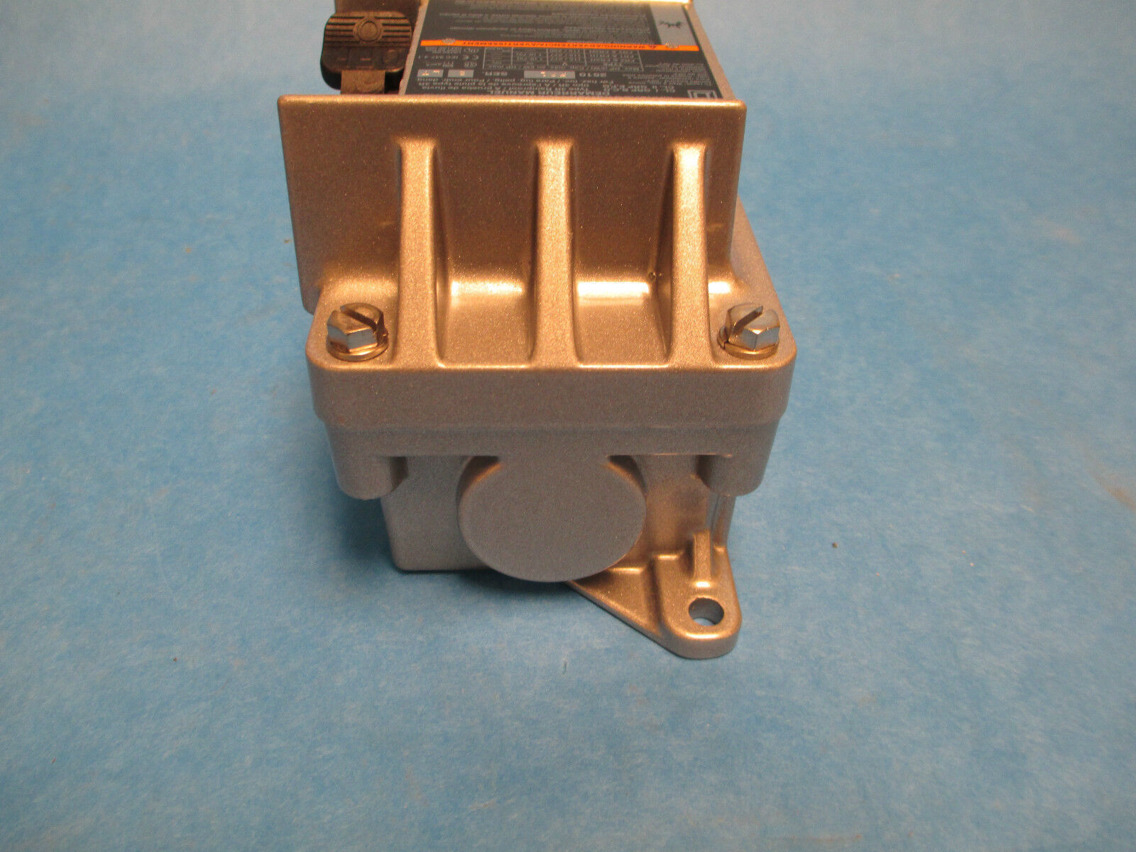 Square D FHP Manual Starter 2510FR1, Nema 7,9 & Rainproof Enclosure, New Surplus