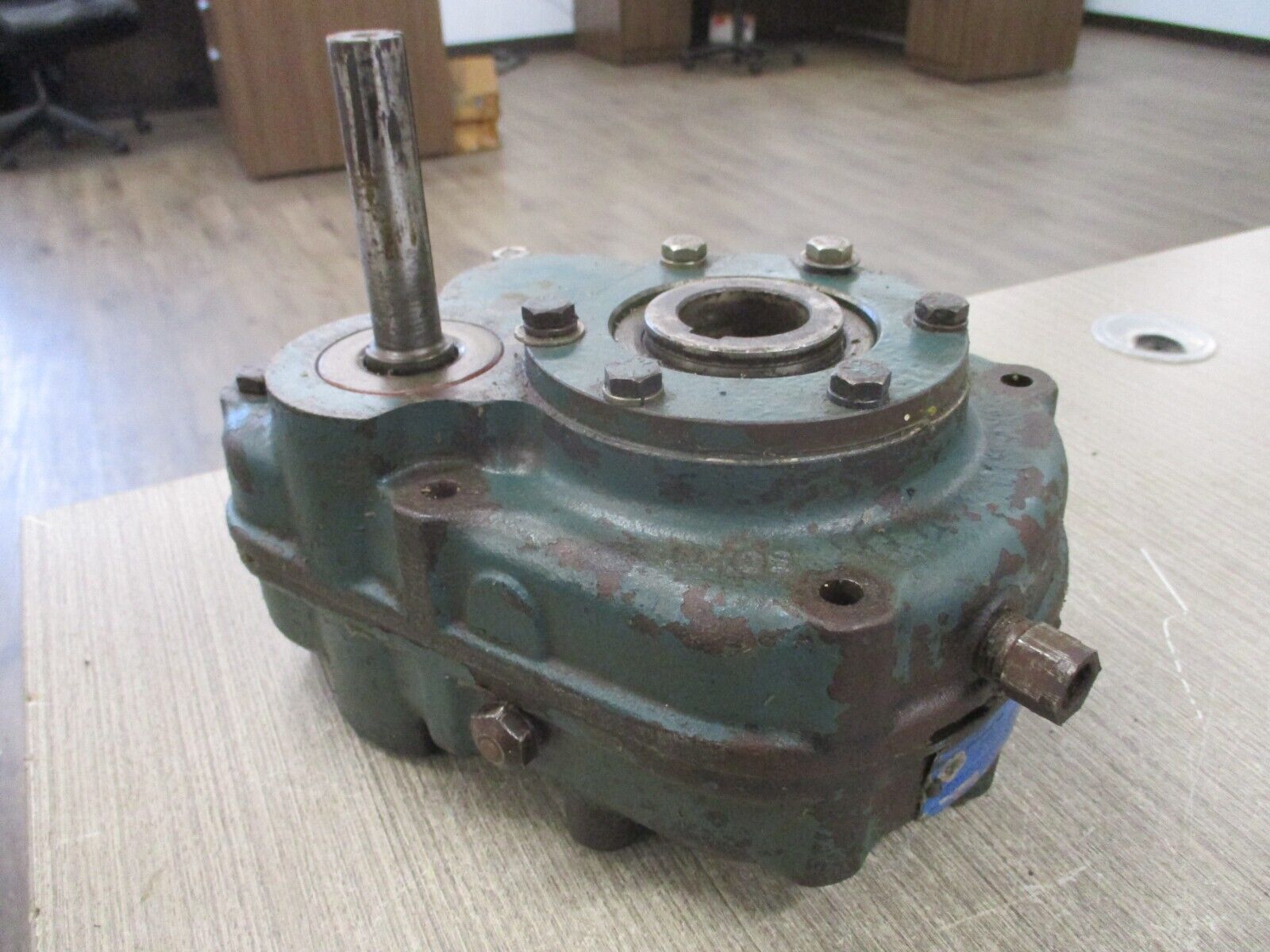 Dodge Torque-Arm Speed Reducer 241480 FJ Size : SCXT109 Ratio : 9.44 Used