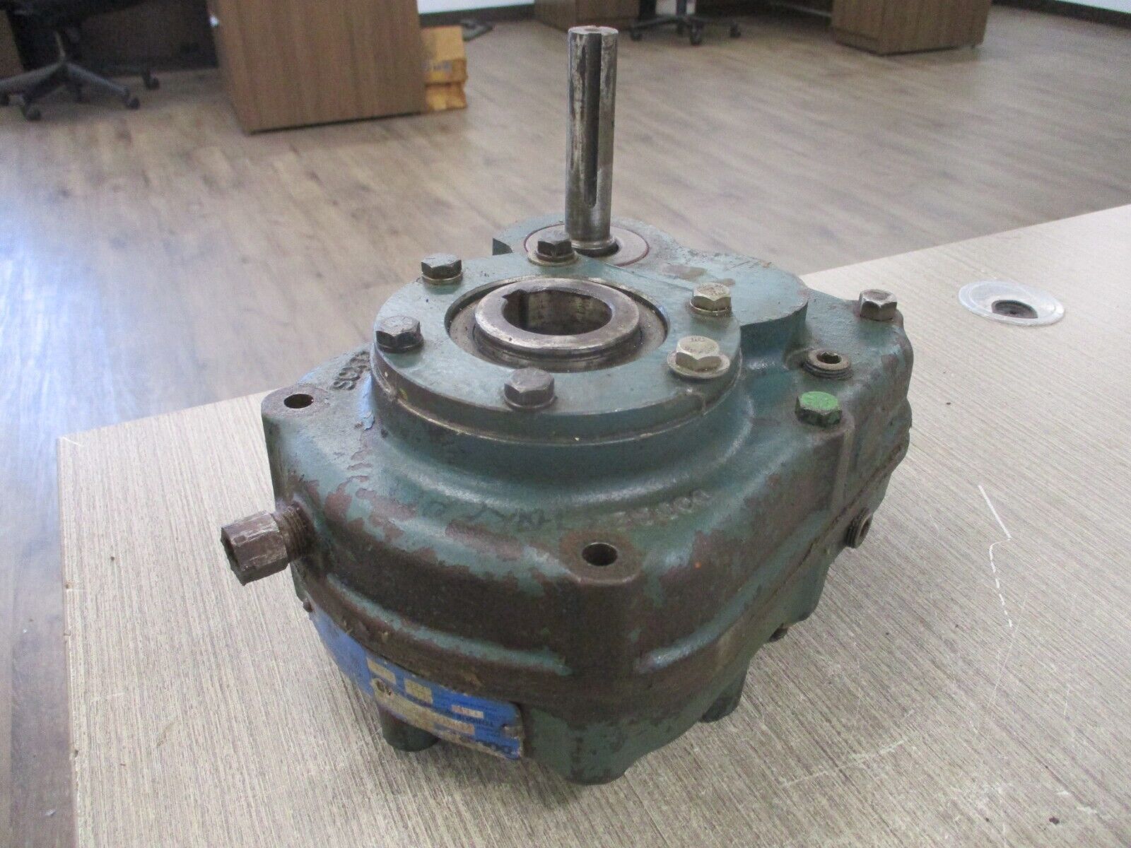 Dodge Torque-Arm Speed Reducer 241480 FJ Size : SCXT109 Ratio : 9.44 Used