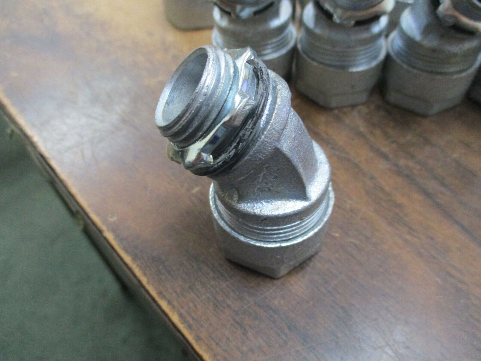 O-Z/Gedney 45° Liquidtight Connector 4Q-450 1/2" Iron, Zinc Plated *Box of 10*
