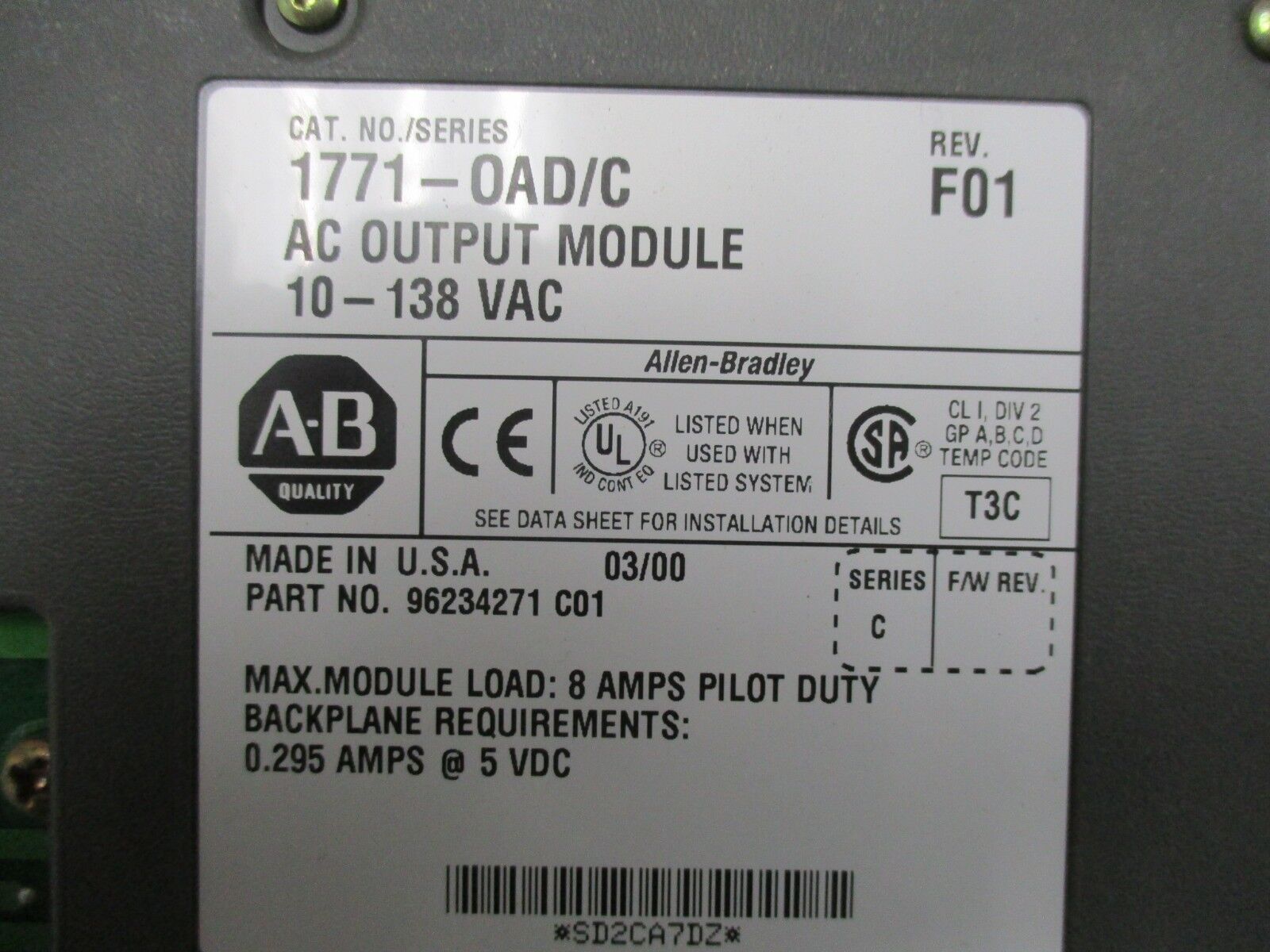 Allen-Bradley AC Output Module 1771-OAD/C Rev. F01 10-138VAC Used